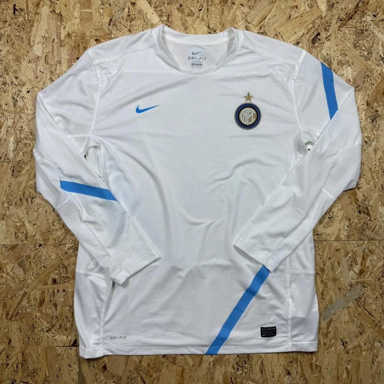 Inter Milan 2000s Soccer Jersey White Football Tee
