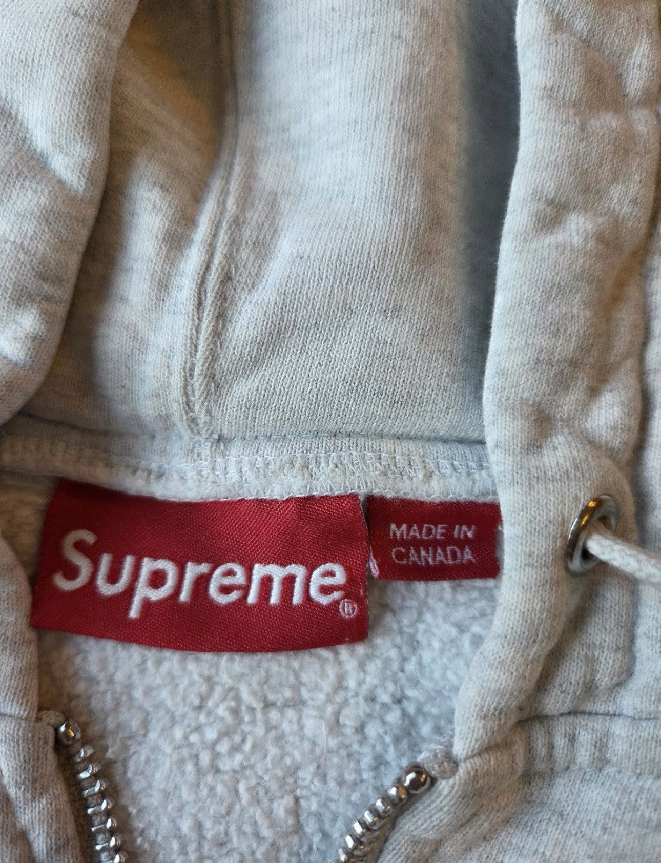 Supreme Supreme World Famous 1994 Light Grey Zip Up Size US M / EU 48-50 / 2 - 3 Thumbnail