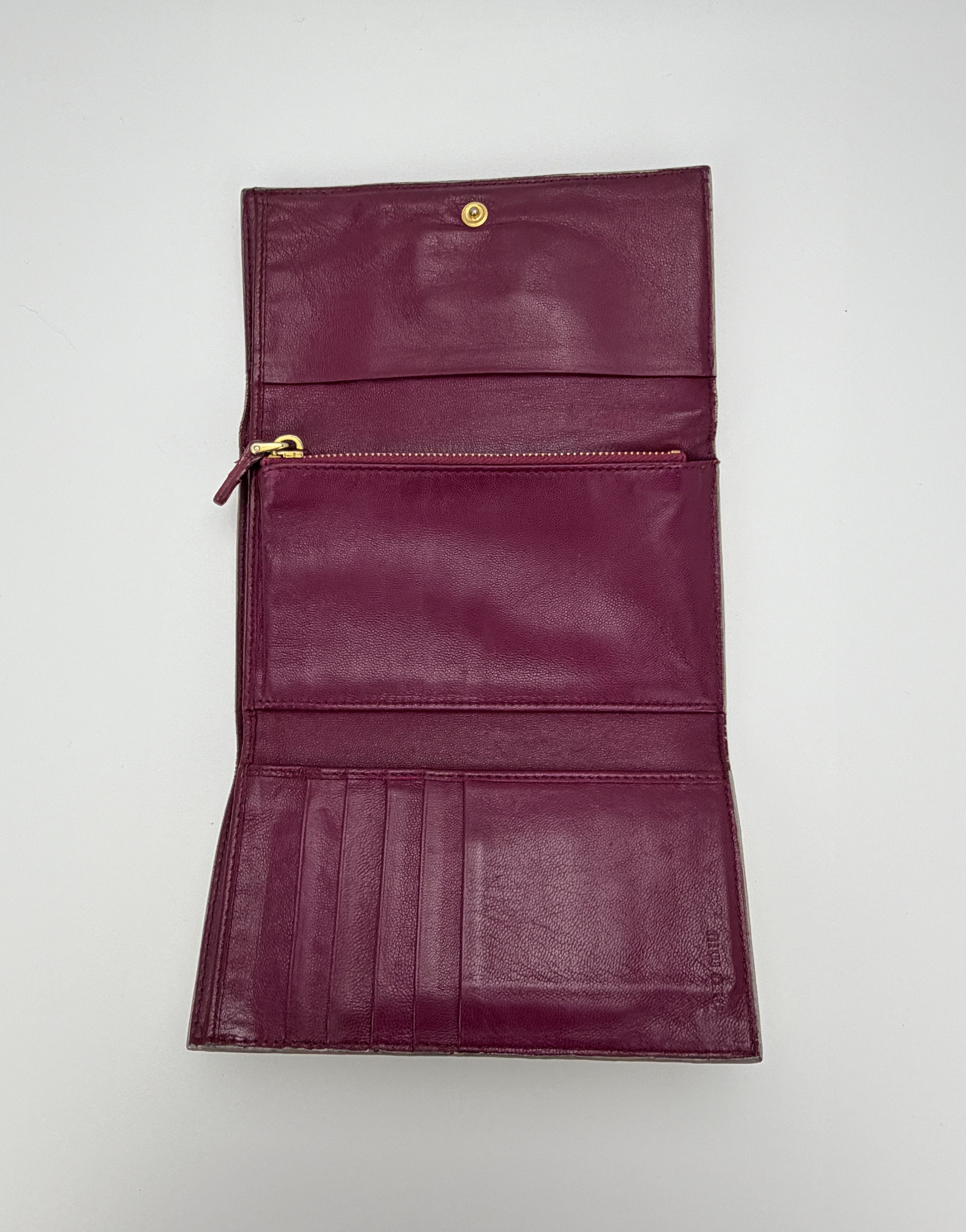 Miu Miu Vintage Miu Miu Patent Leather Wallet Size ONE SIZE - 4 Thumbnail
