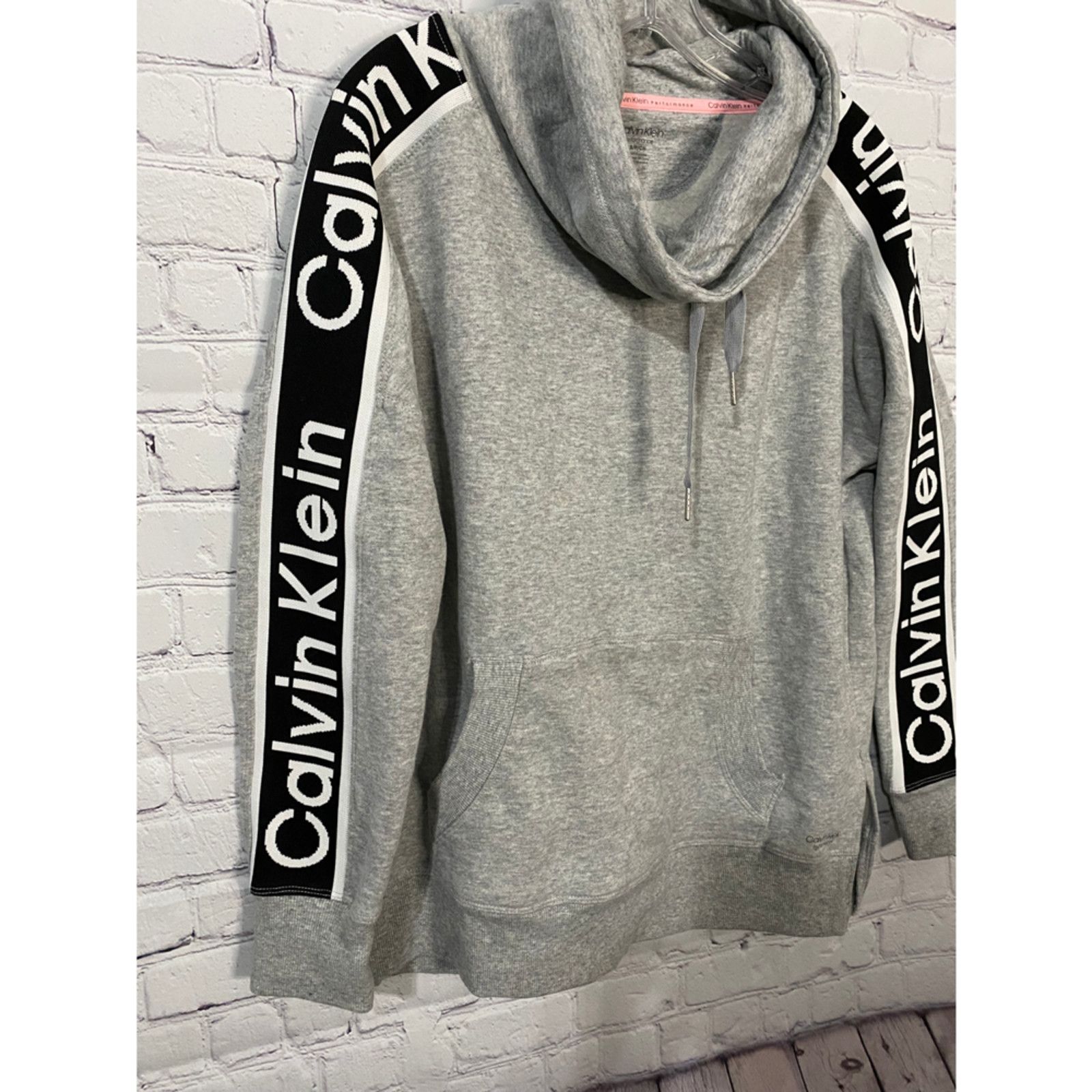 Calvin Klein women’s Calvin Klein sweater Size S / US 4 / IT 40 - 3 Thumbnail