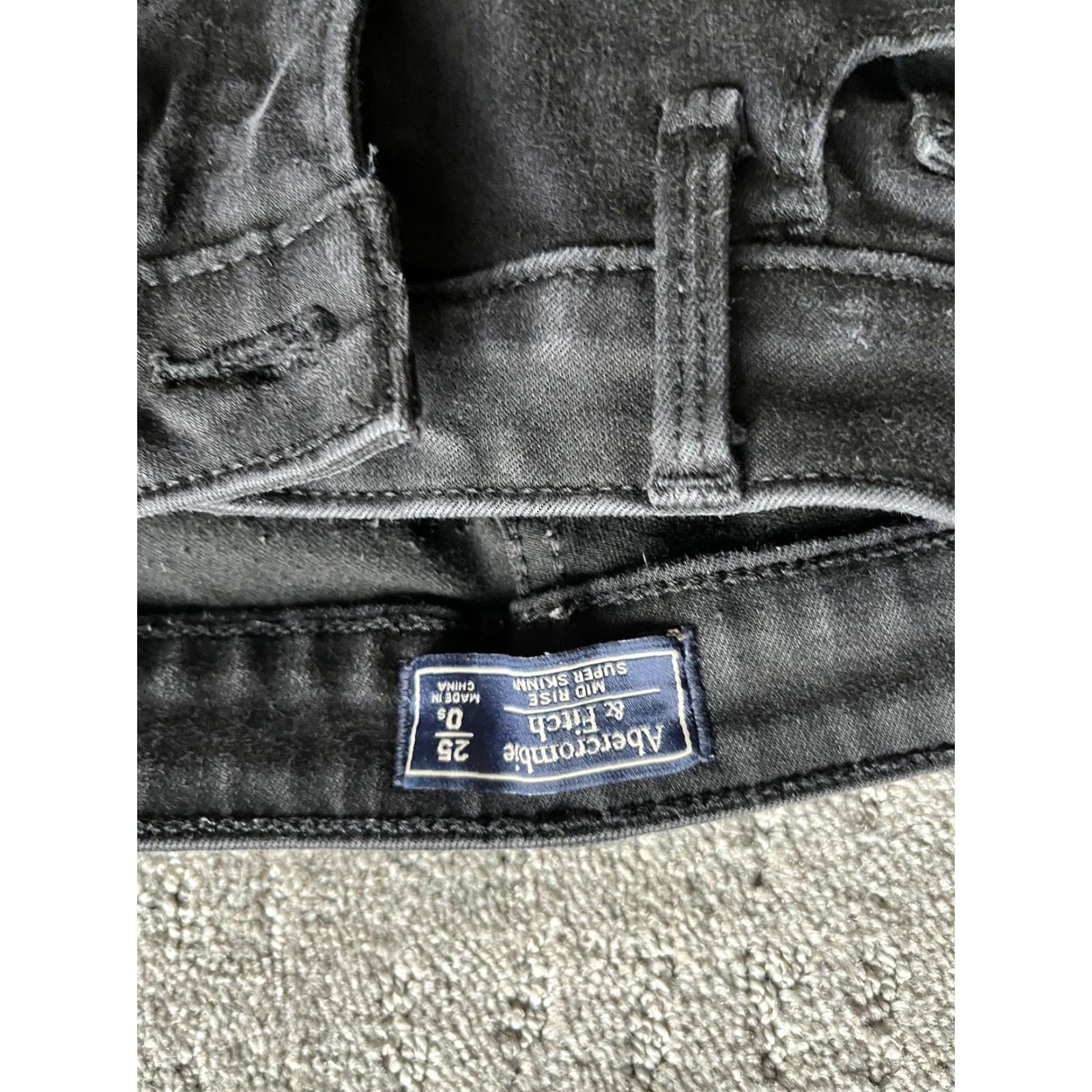 Abercrombie & Fitch ABERCROMBIE & FITCH Jeans Womens Size 25 Black Mid Rise Super Skinny Ankle Denim Size 42" / US 20 - 5 Thumbnail