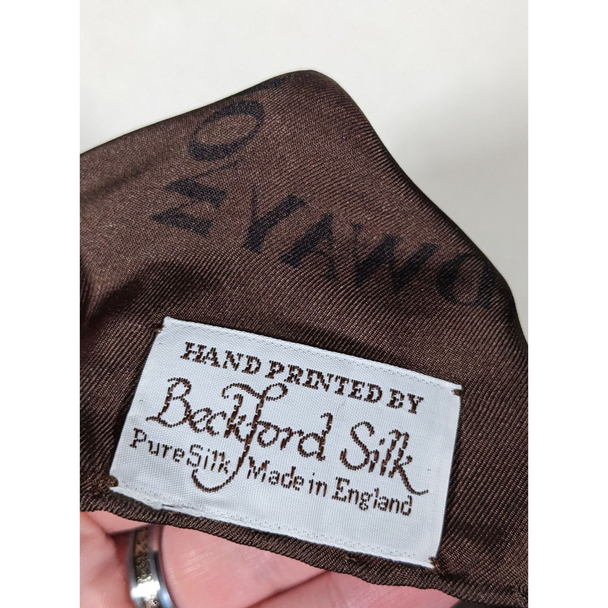 Other The Lygon Arms Broadway Worcestershire England Souvenir Scar Size ONE SIZE - 5 Thumbnail