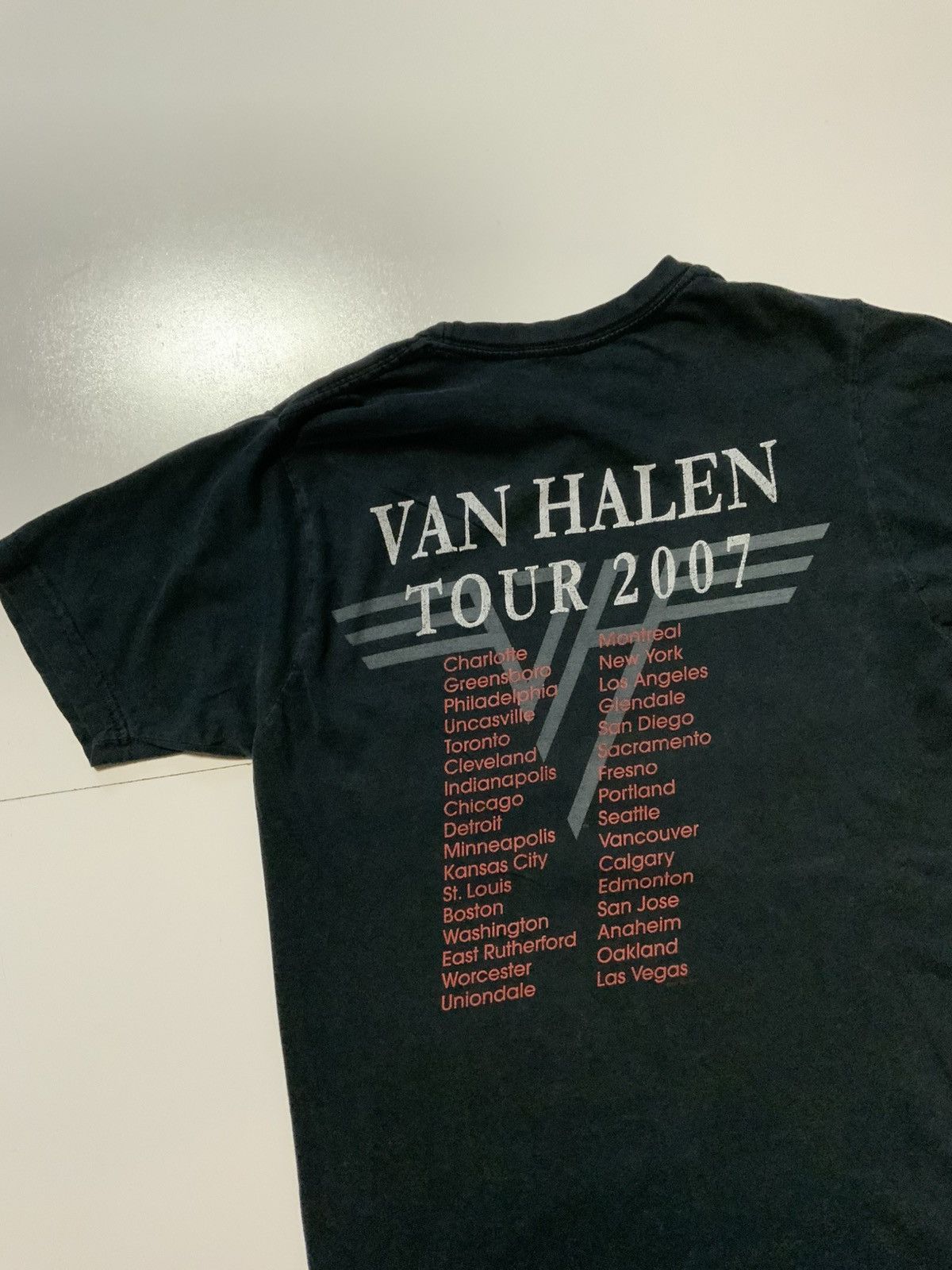 Band Tees Van Halen David Lee Roth Reunion 2007 Tour Concert T-Shirt Size US S / EU 44-46 / 1 - 5 Thumbnail
