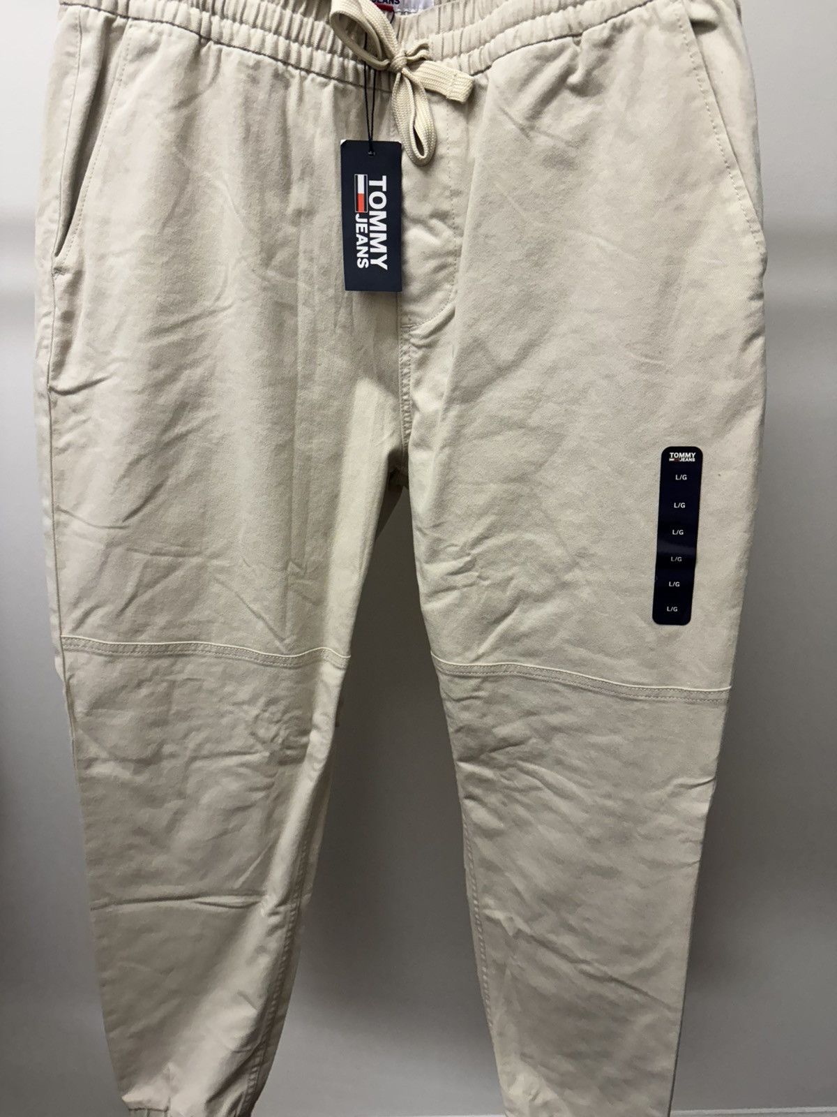 Tommy Hilfiger Tommy Hilfiger Joggers Size US 34 / EU 50 - 1 Thumbnail