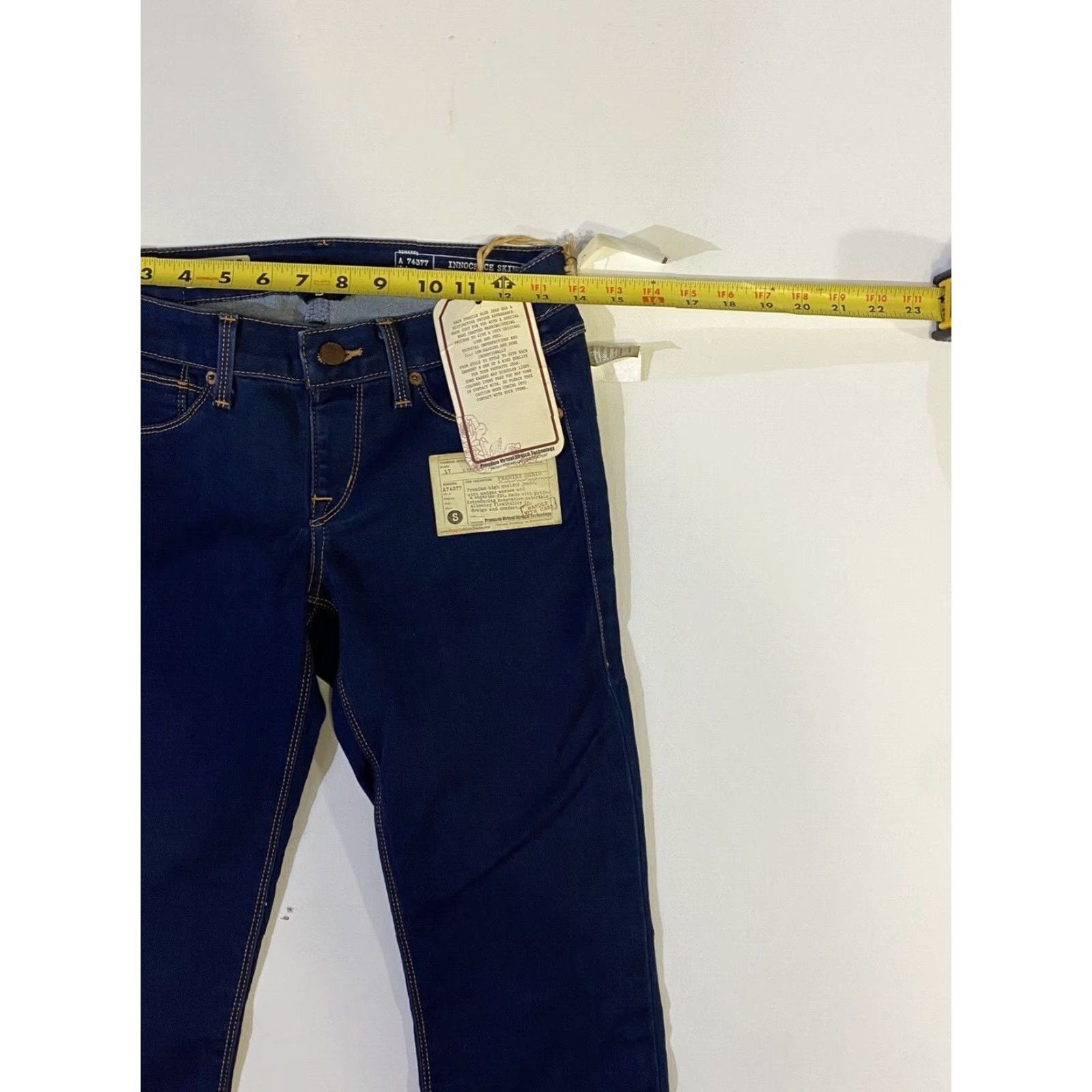 Denime Fragile Jeans Medium Wash Denim Stretch Pull On Jean Pants Juniors sz Small Women Skinny Size 28" / US 6 / IT 42 - 3 Thumbnail