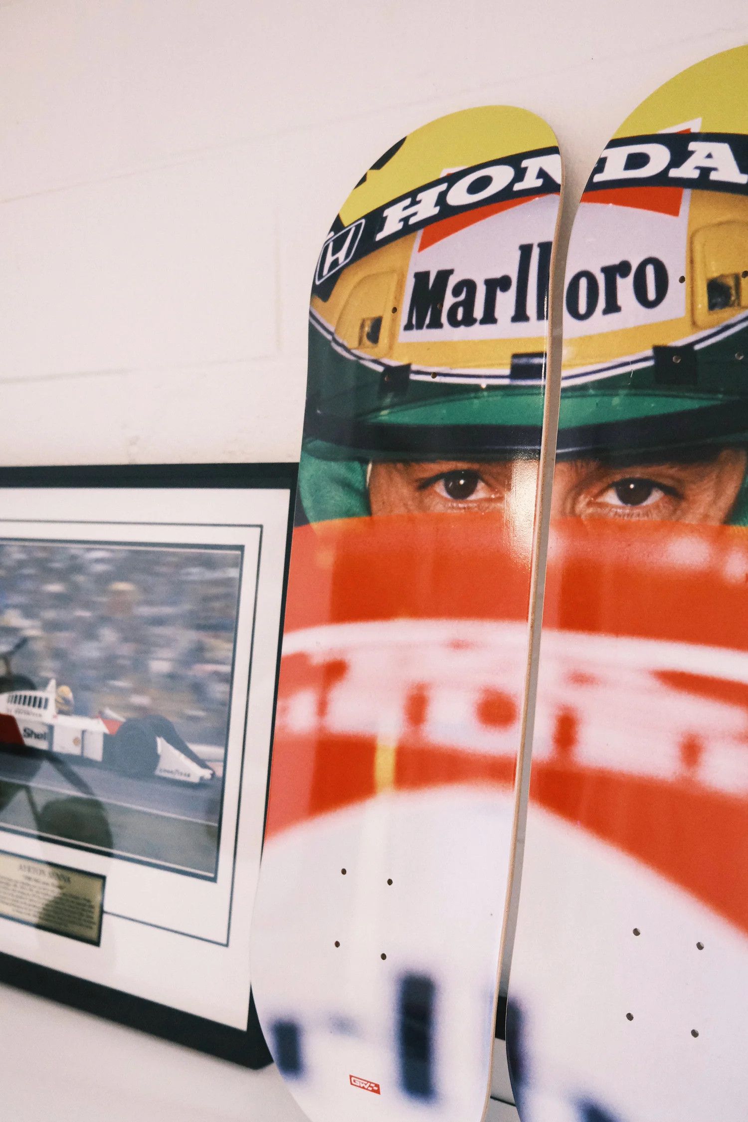 Formula 1 Garage Welt Ayrton Senna "No Idols" F1 Skate Deck Set Size ONE SIZE - 5 Thumbnail