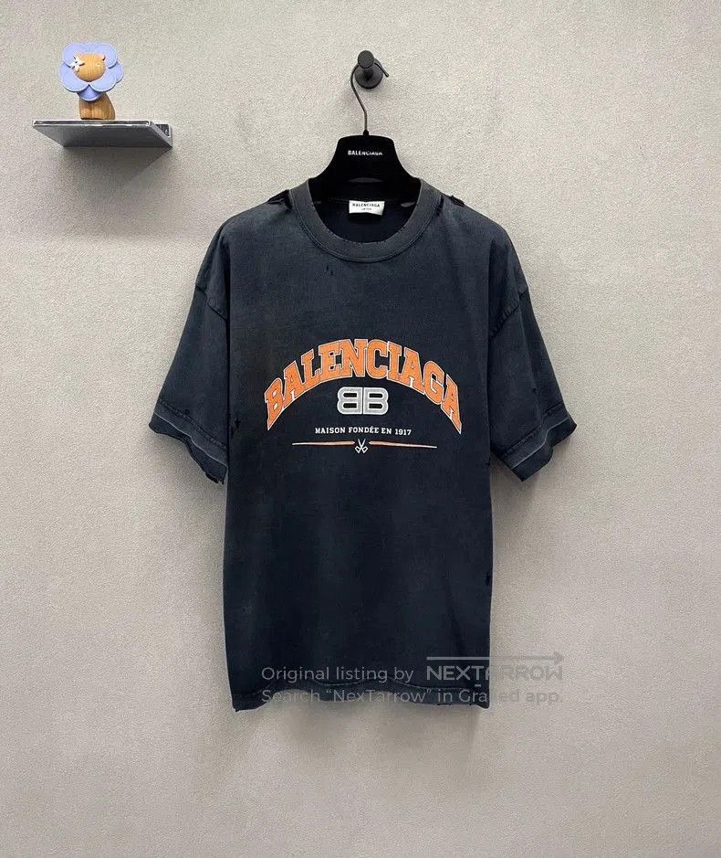 Balenciaga Balenciaga Washed Distressed Short Sleeve. Size US L / EU 52-54 / 3 - 2 Thumbnail