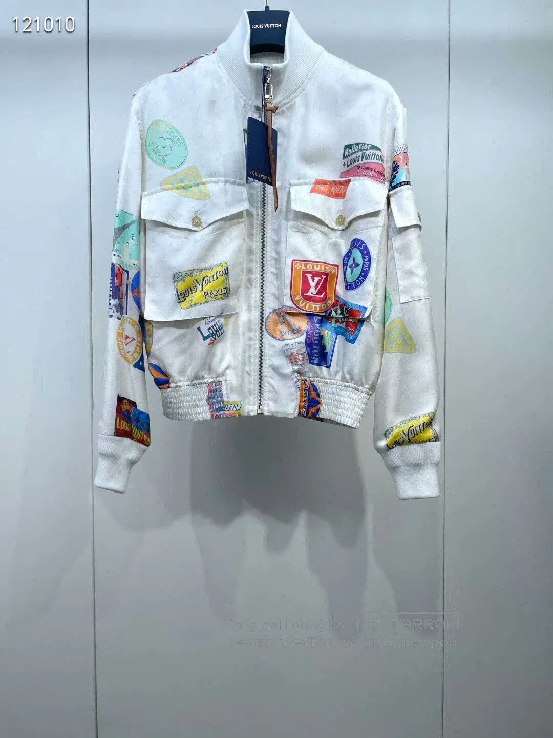 Louis Vuitton Louis Vuitton Flying Stamp Silk Jacket. Size XXS / US 00 / IT 34 - 1 Thumbnail
