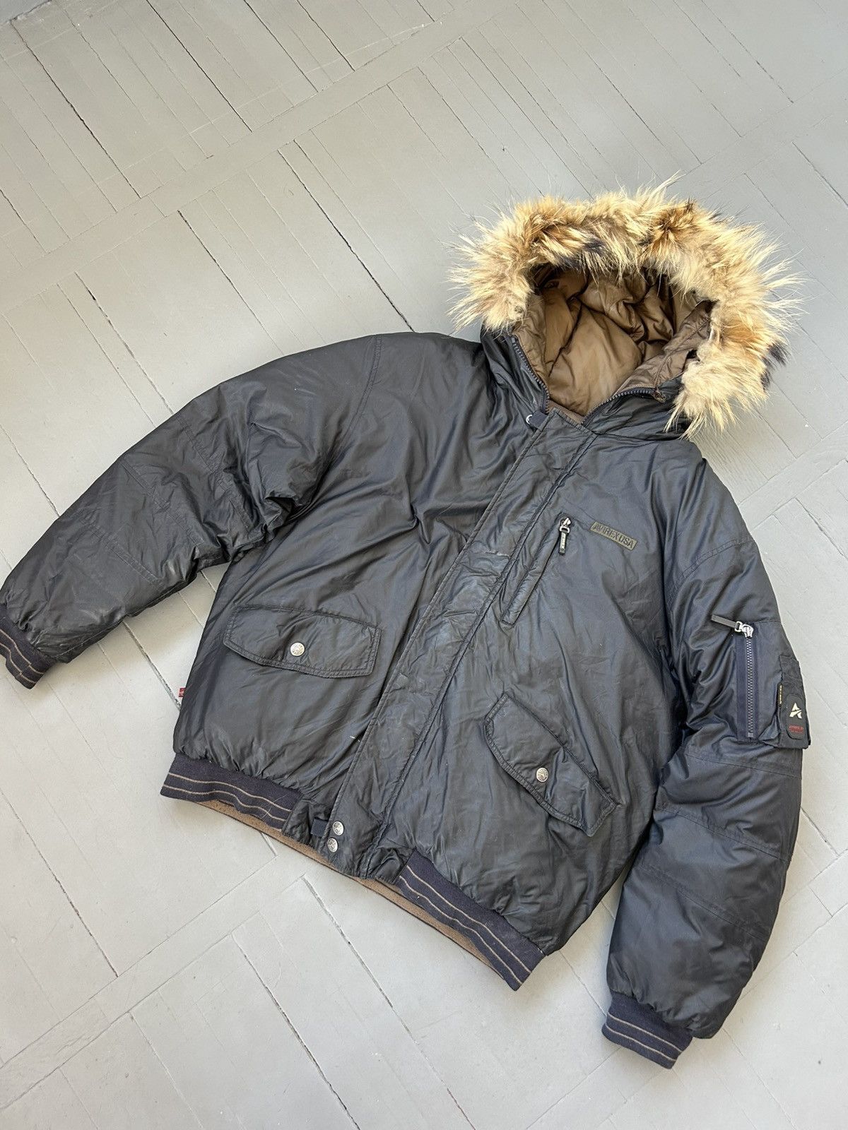 Avirex Avirex down puffer jacket with fur hood Size US XL / EU 56 / 4 - 2 Thumbnail