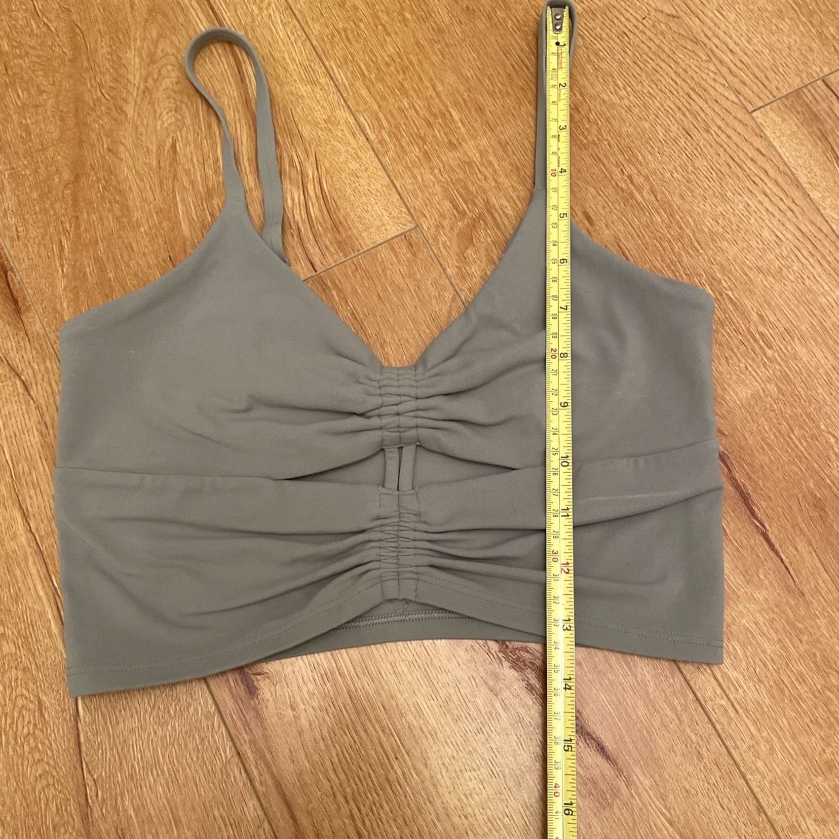 Athleta Athleta Cinch Longline Bra Top XS Peek A Boo Crop Sage Green Sports Bra Women XS Green Warrior Activewear Size XS / US 0-2 / IT 36-38 - 4 Thumbnail