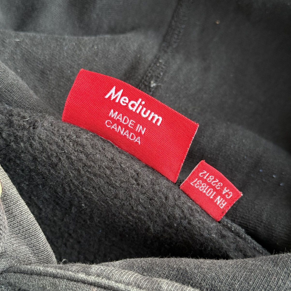 Supreme Supreme E.T ( Extra Teresstrial ) F/W 15 Rare Size US M / EU 48-50 / 2 - 6 Thumbnail
