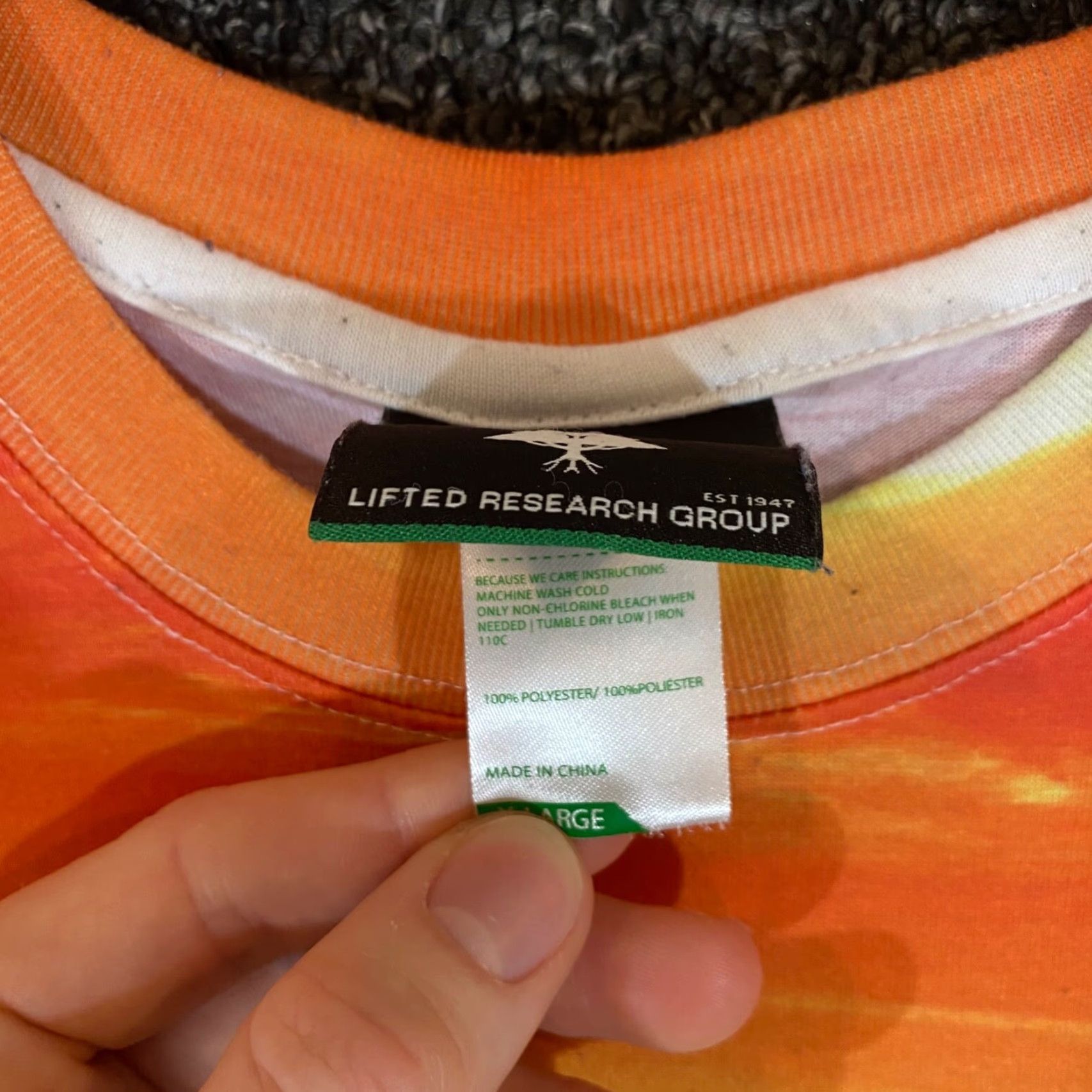 Vintage VINTAGE Lifted Research Group Shirt Mens XL Orange Sunset All Over Print Short Sleeve Size US XL / EU 56 / 4 - 3 Thumbnail