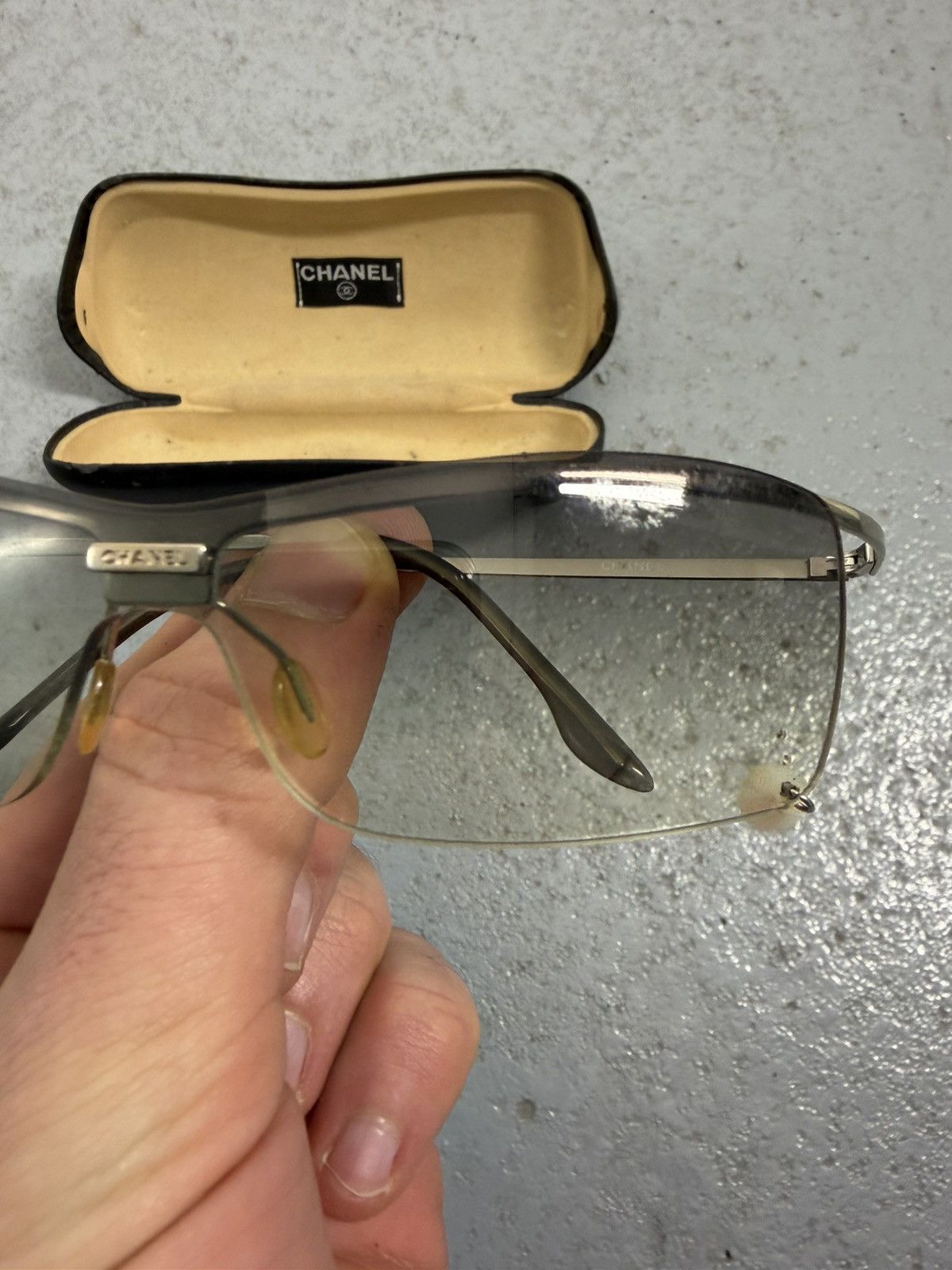Chanel Vintage Chanel Earring Sunglasses With Case Size ONE SIZE - 3 Thumbnail