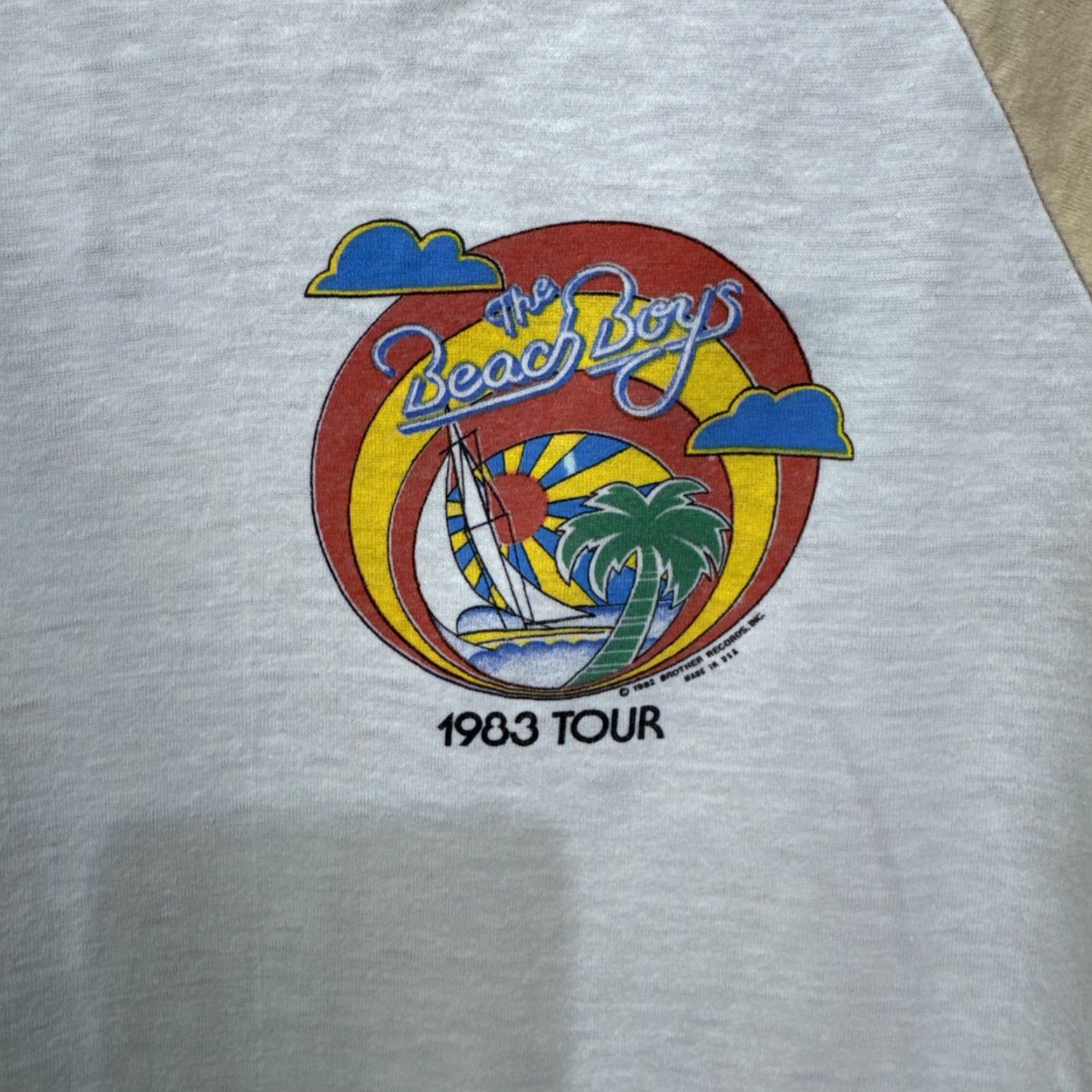 Vintage VINTAGE 1983 The Beach Boys Graphic Tour Shirt 3/4 Sleeve Small White Unisex 80s Size US S / EU 44-46 / 1 - 7 Thumbnail
