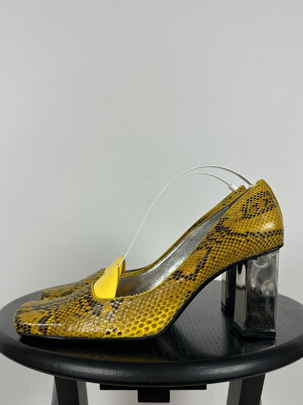 Dolce & Gabbana Vintage Dolce & Gabbana Snakeskin Block Heel Pumps Size US 6 / IT 36 - 6 Thumbnail