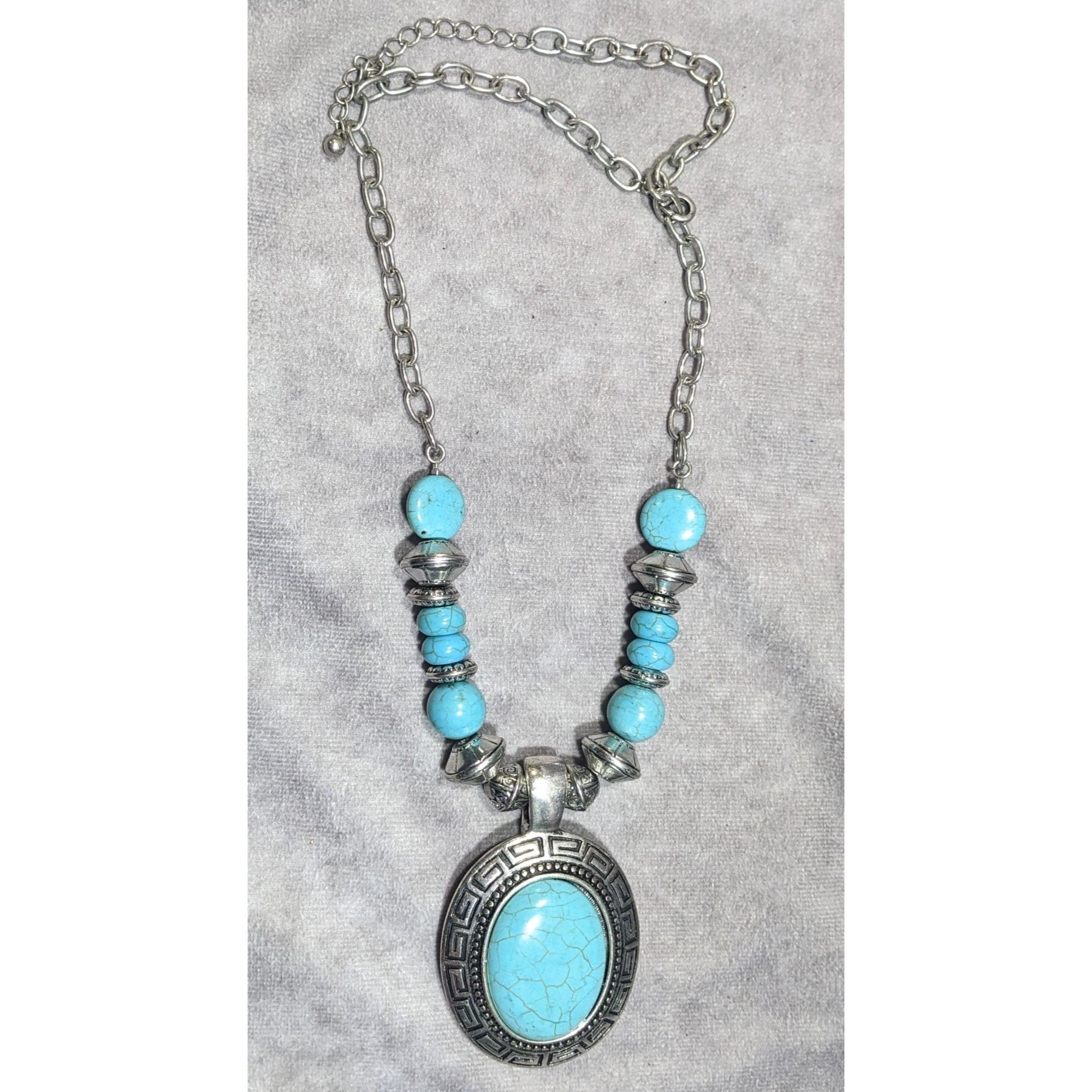 Other Bohemian Faux Turquoise Silver Tone Medallion Necklace Size ONE SIZE - 6 Thumbnail