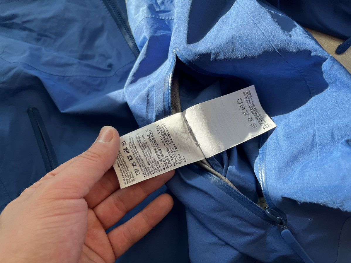 Arc'teryx × Goretex Arctery Beta SL Hybrid Gore Tex Hooded Jacket Womens Size L / US 10 / IT 46 - 16 Thumbnail