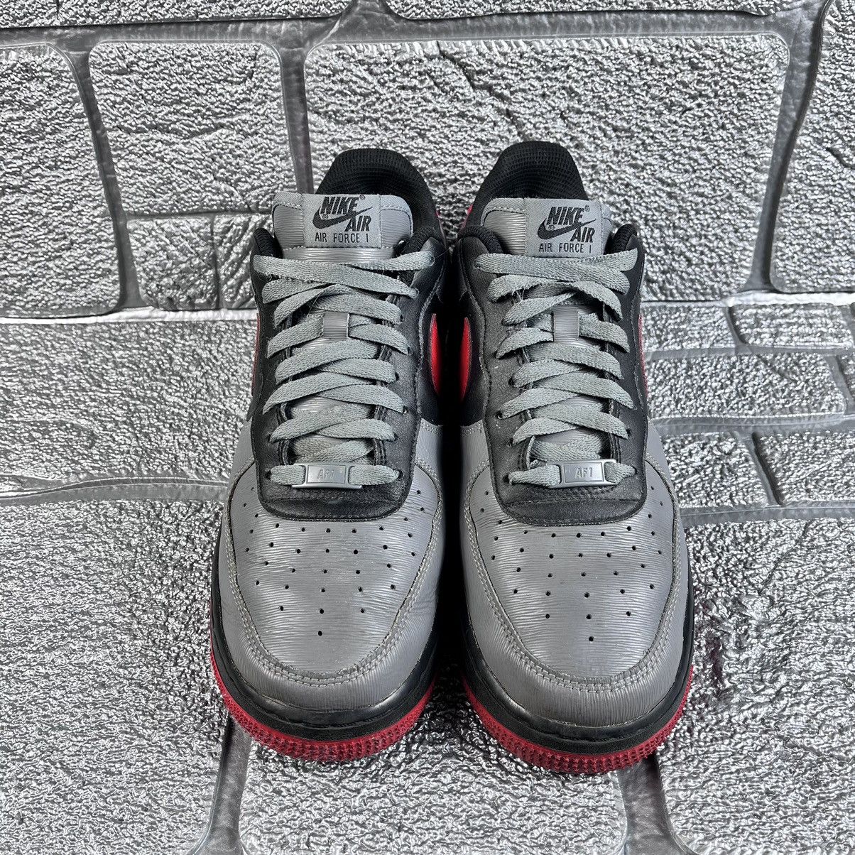 Japanese Brand × Nike Nike Air Force 1 Leather Sneakers Grey/Black/Red Sz 45 US 11 Size US 11 / EU 44 - 3 Thumbnail