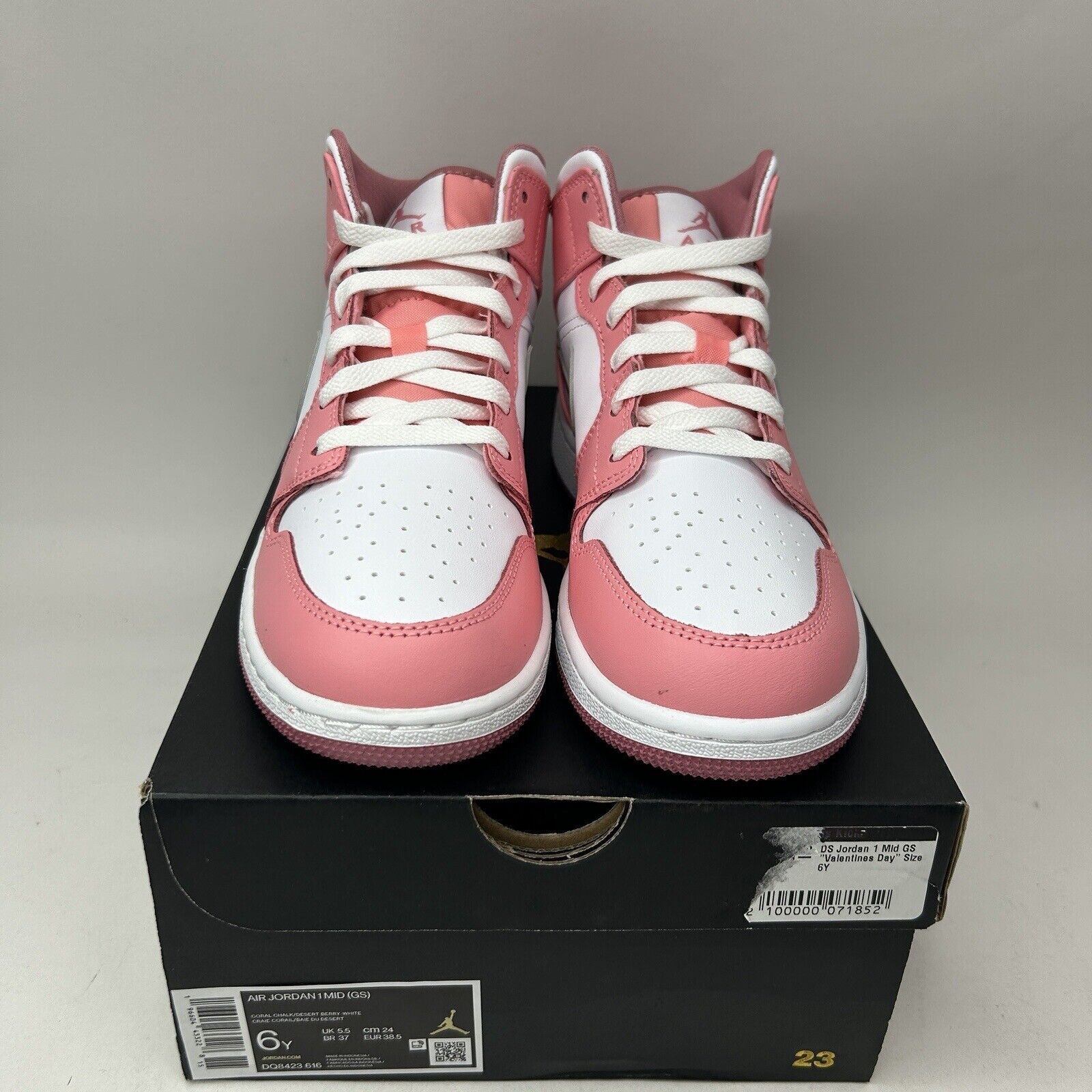 Nike Nike Air Jordan 1 Retro Mid GS “Valentines Day/Coral Pink” Size US 7.5 / IT 37.5 - 2 Thumbnail