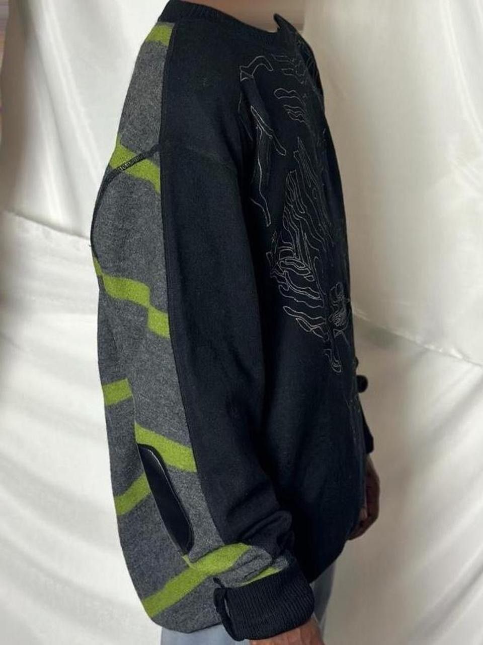 Oki-Ni Rare Vintage Oki-ni Griffin Graphic Abstract Jumper Stripes Size US XL / EU 56 / 4 - 2 Thumbnail