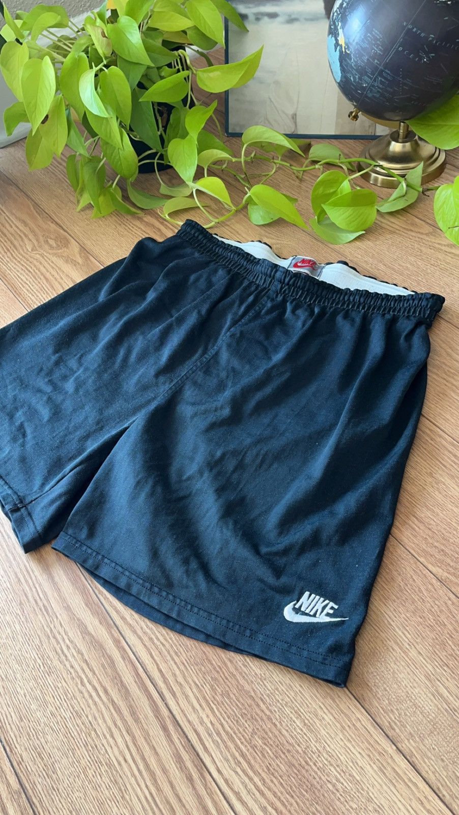 Nike × Vintage 90s Nike athletic elastic logo shorts Size US 31 - 1 Thumbnail