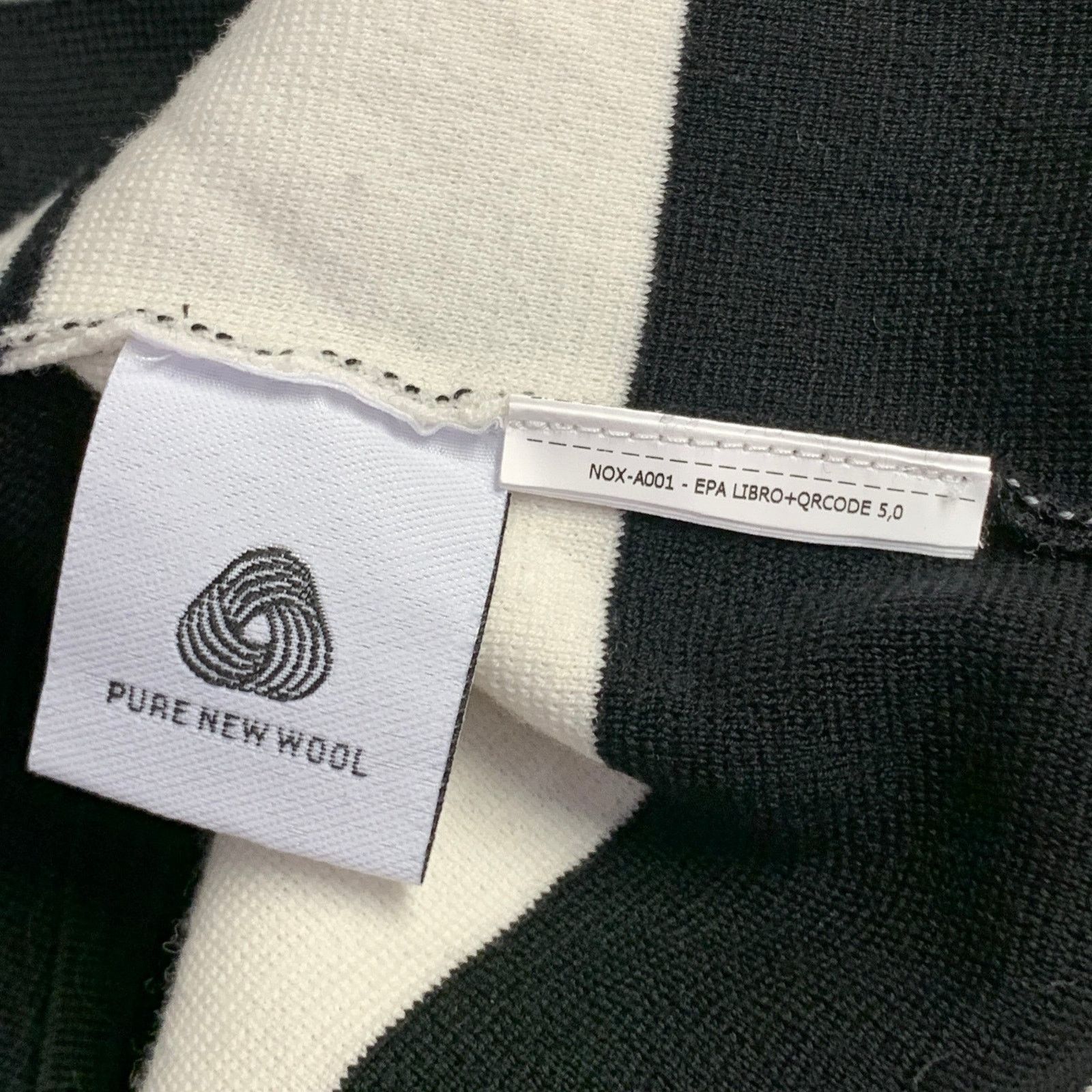 Max Mara MAX MARA White Black Virgin Wool Stripe Crew Neck Pullover Size L / US 10 / IT 46 - 6 Thumbnail
