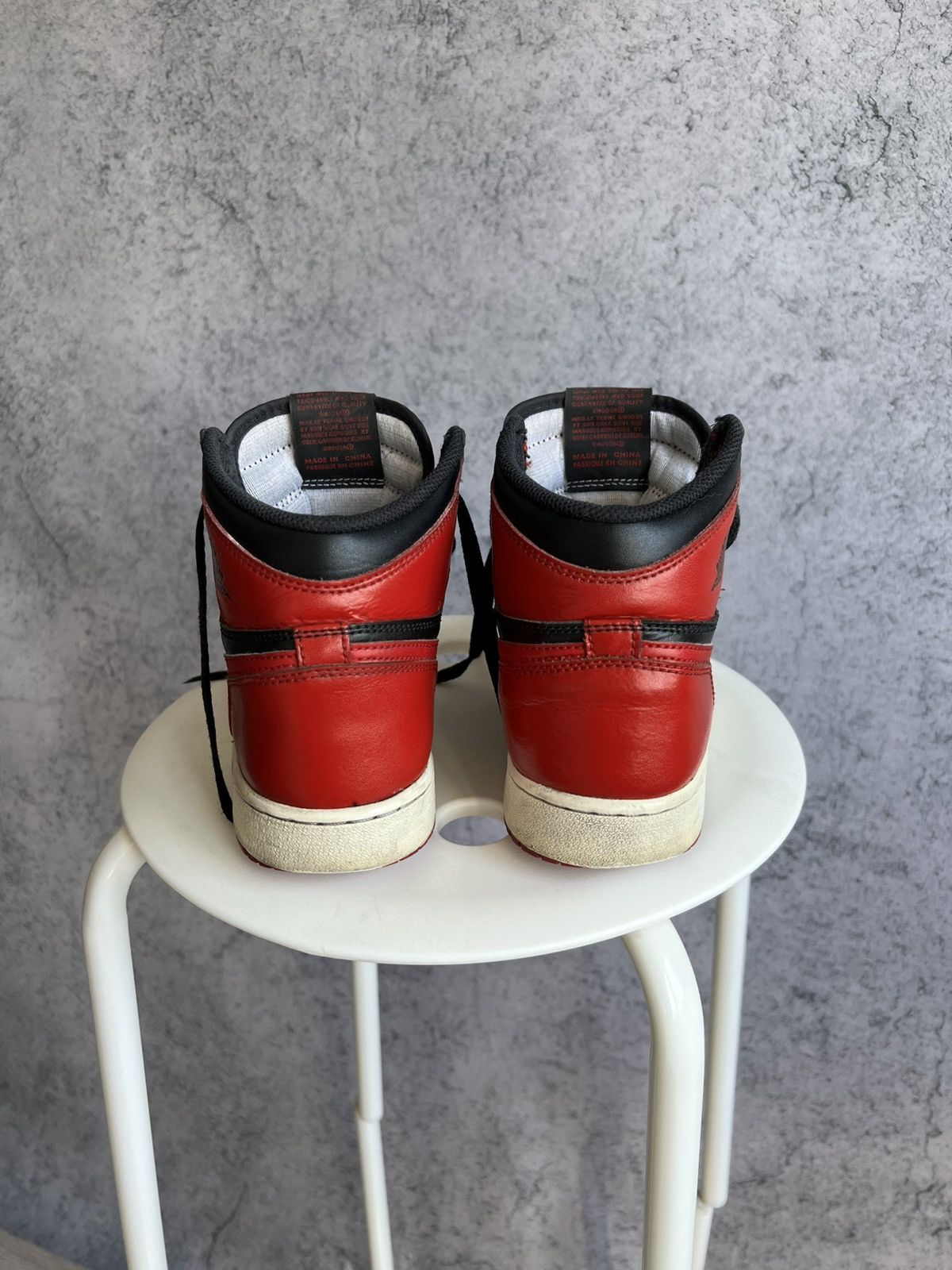 Nike Vintage Nike Air Jordan 1 High Top Sneakers Black and Red Size US 7 / EU 40 - 4 Thumbnail