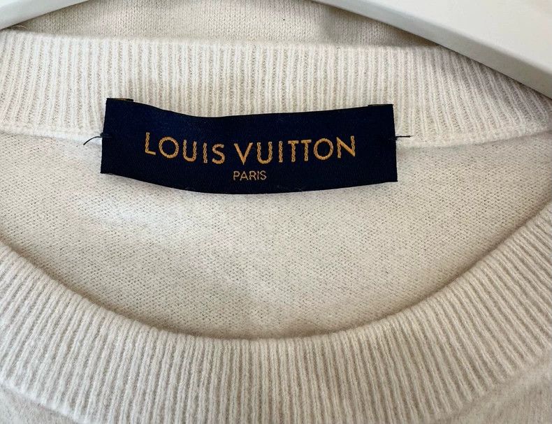 Louis Vuitton Louis Vuitton White dragon boat double-headed cashmere swea Size US XXL / EU 58 / 5 - 7 Thumbnail