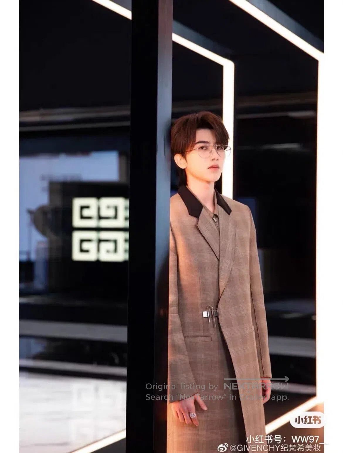 Givenchy Givenchy Checkered pattern; Silver buckle; Trench coat| Size US S / EU 44-46 / 1 - 1 Thumbnail