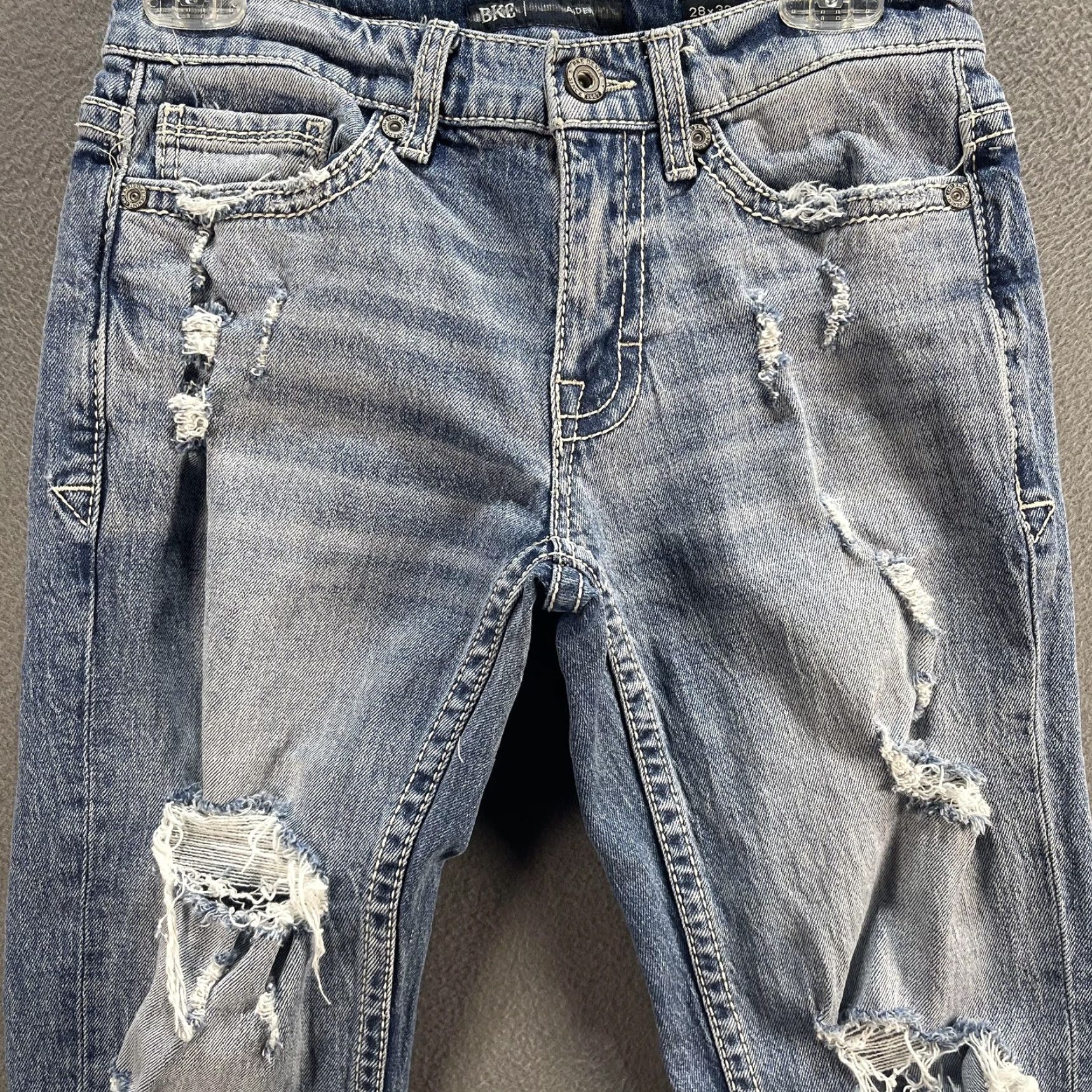 BKE VINTAGE? No. BKE Aiden Jeans Mens 28x32 Blue Distressed Straight Denim Medium Wash Pants Jeans Size US 28 / EU 44 - 2 Thumbnail