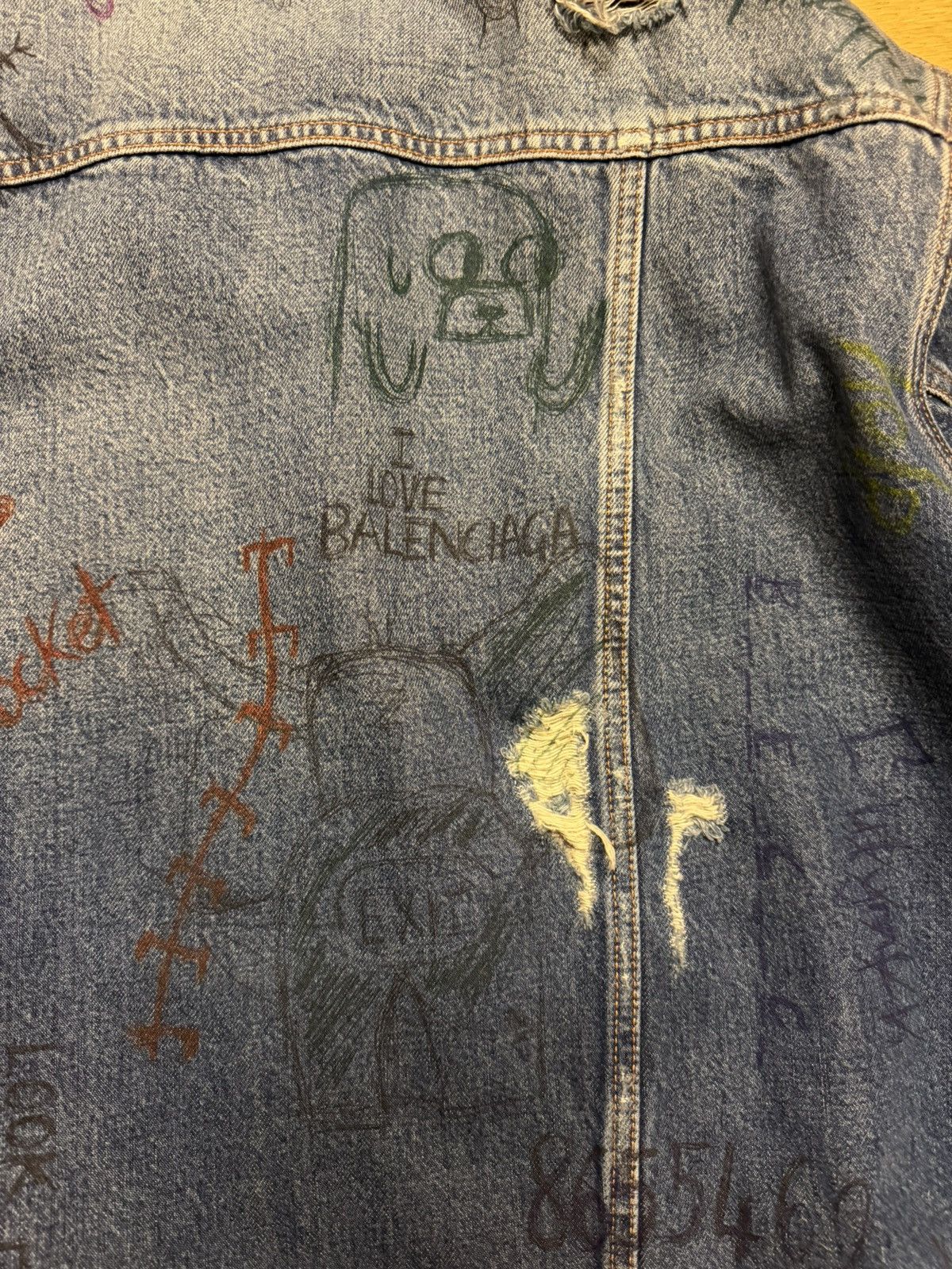 Balenciaga BALENCIAGA Scribble Oversized Denim Jacket Size US M / EU 48-50 / 2 - 15 Thumbnail