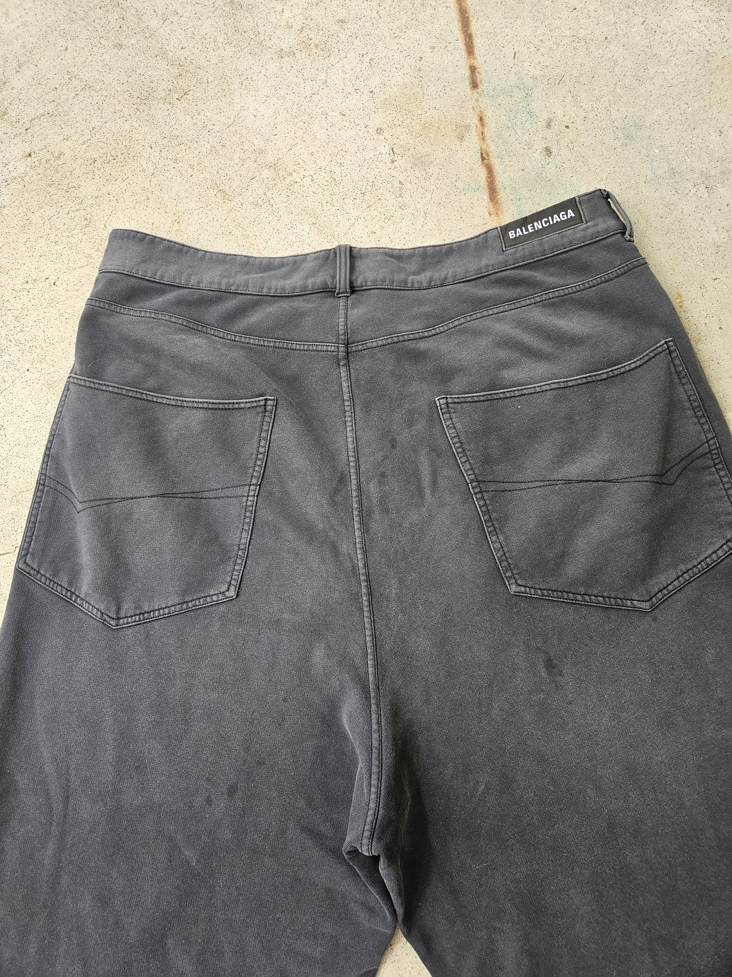 Balenciaga FW22 Gray Trompe-l'œil Denim Print Sweatpants Size US 40 / EU 56 - 4 Thumbnail