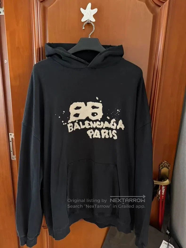 Balenciaga Balenciaga Splatter Logo Hoodie L. Size US L / EU 52-54 / 3 - 1 Thumbnail