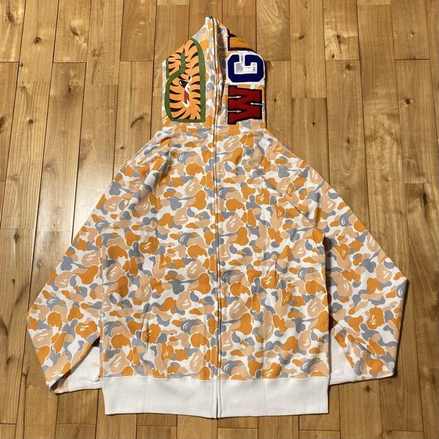 Bape 2024 Fukuoka Store Camo shark full zip hoodie BAPE APE Size US L / EU 52-54 / 3 - 3 Thumbnail