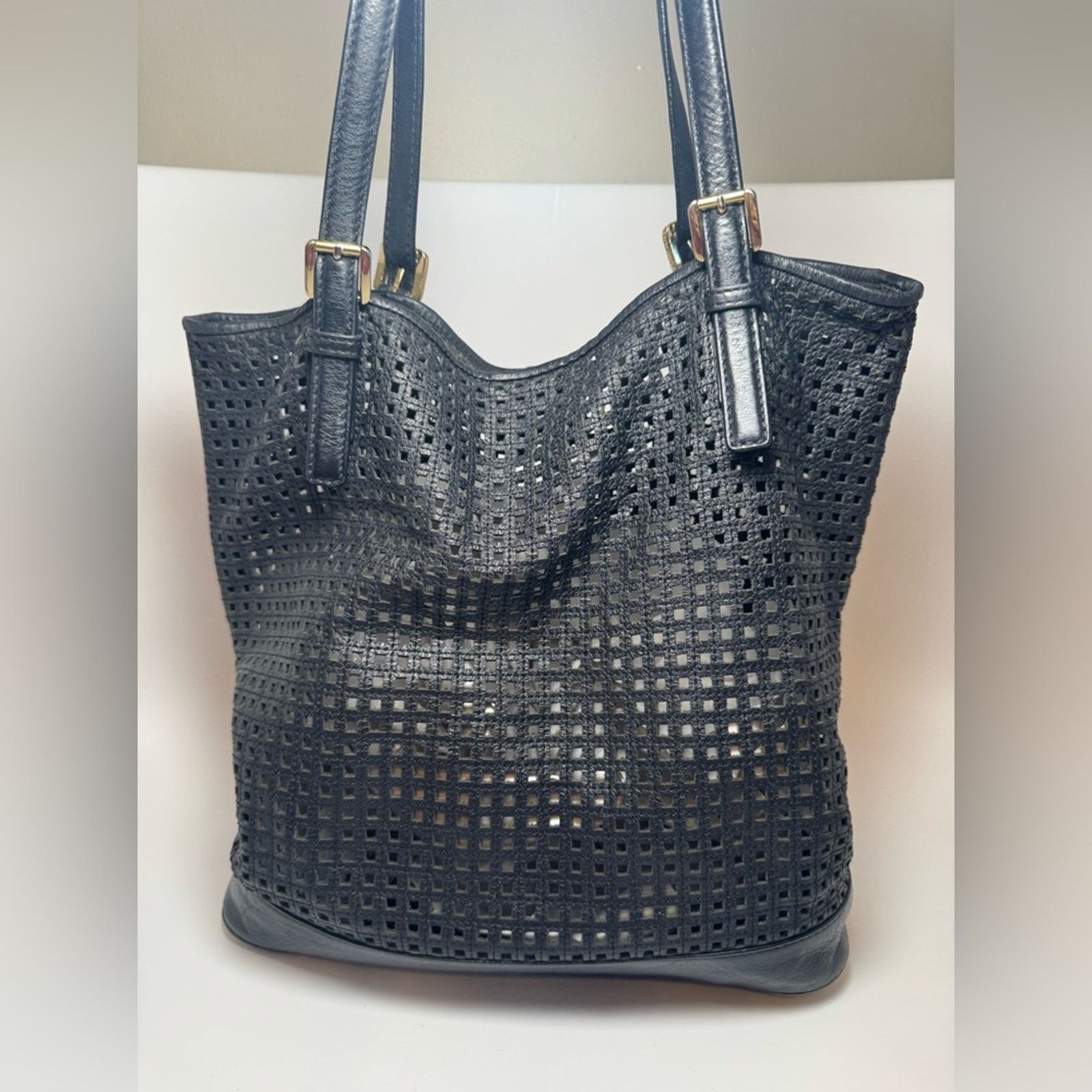Michael Kors Michael Kors Bridget Black Leather Large Perforated Tote Bag Size ONE SIZE - 2 Thumbnail