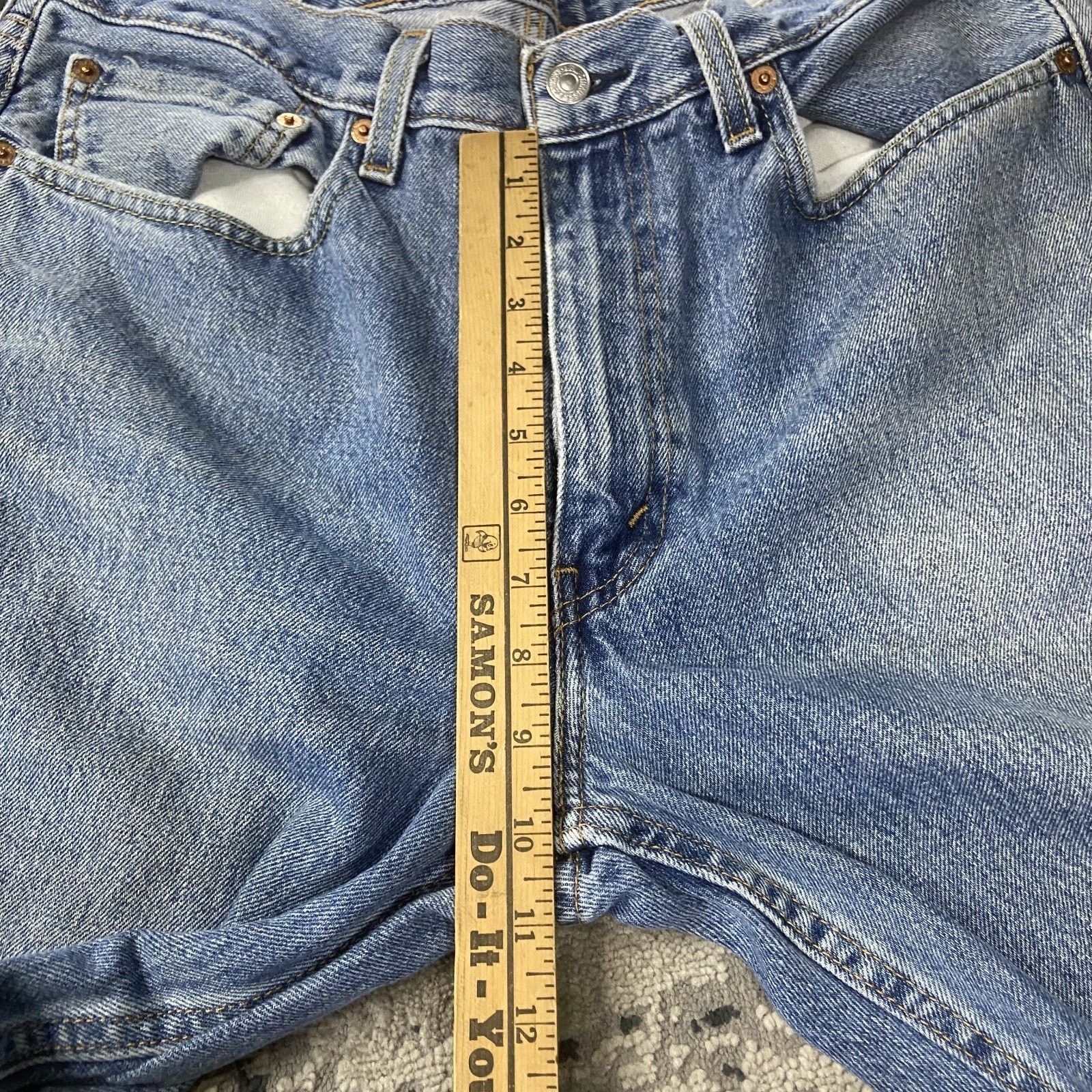Levi's Vintage Levis 550 Jeans Mens 36x31 Blue Denim Medium Wash Size US 36 / EU 52 - 5 Thumbnail