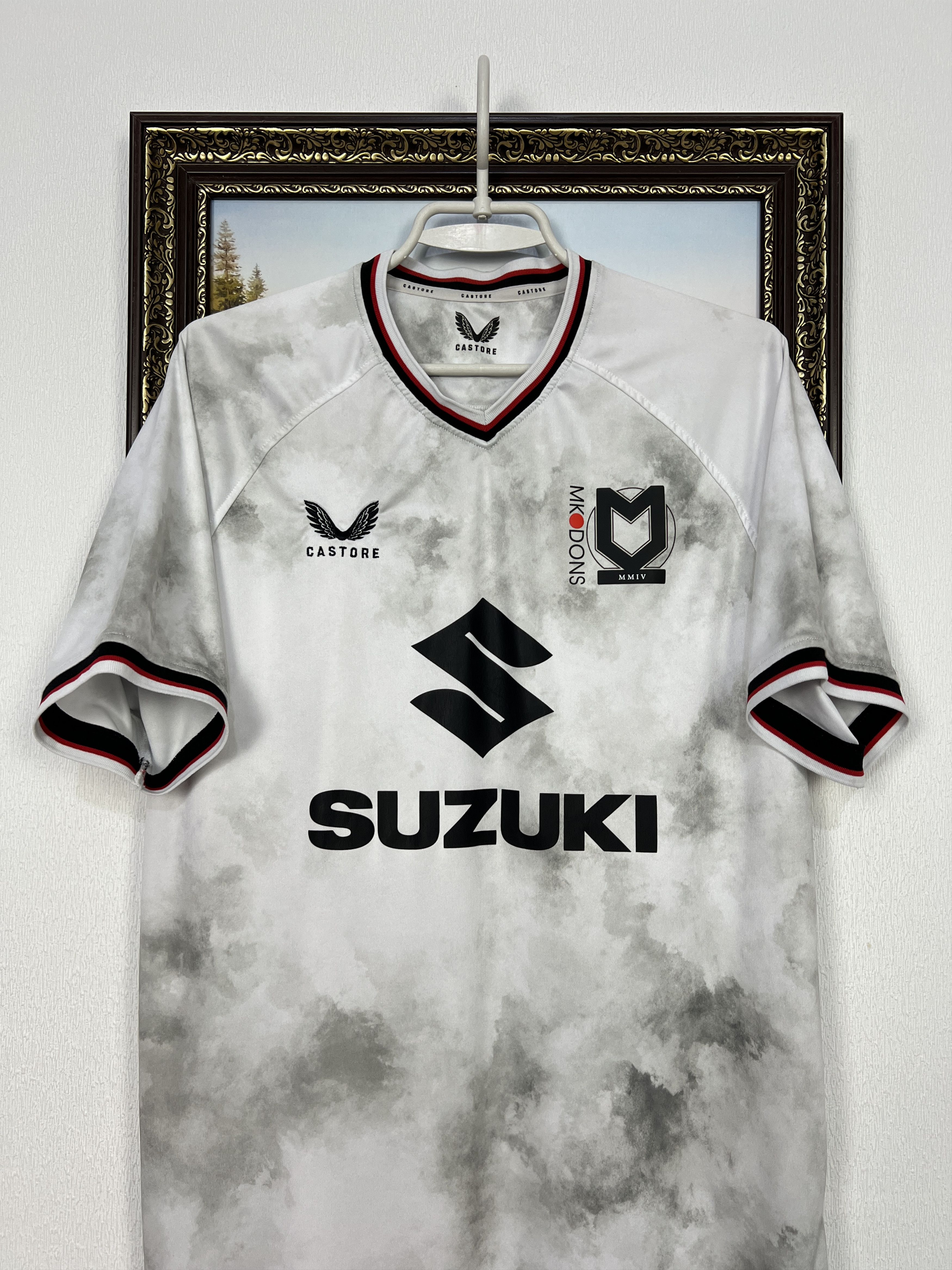Castore MK Dons Castore 2022 Home Football Shirt Soccer Jersey Mens Size US L / EU 52-54 / 3 - 2 Thumbnail