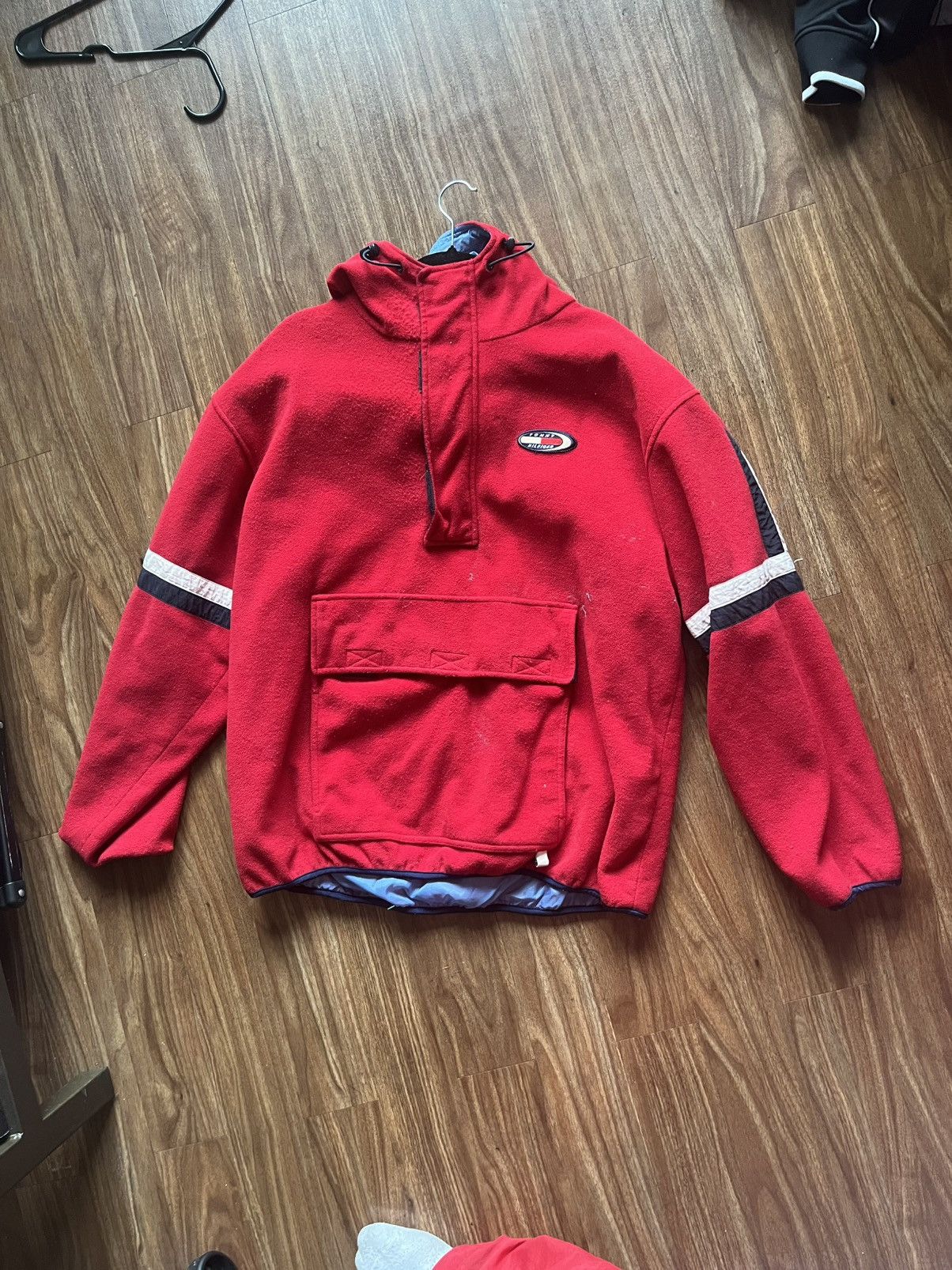 Tommy Hilfiger Tommy Hilfiger Red and White Fleece Hoodie - Size XL Size US XL / EU 56 / 4 - 1 Thumbnail
