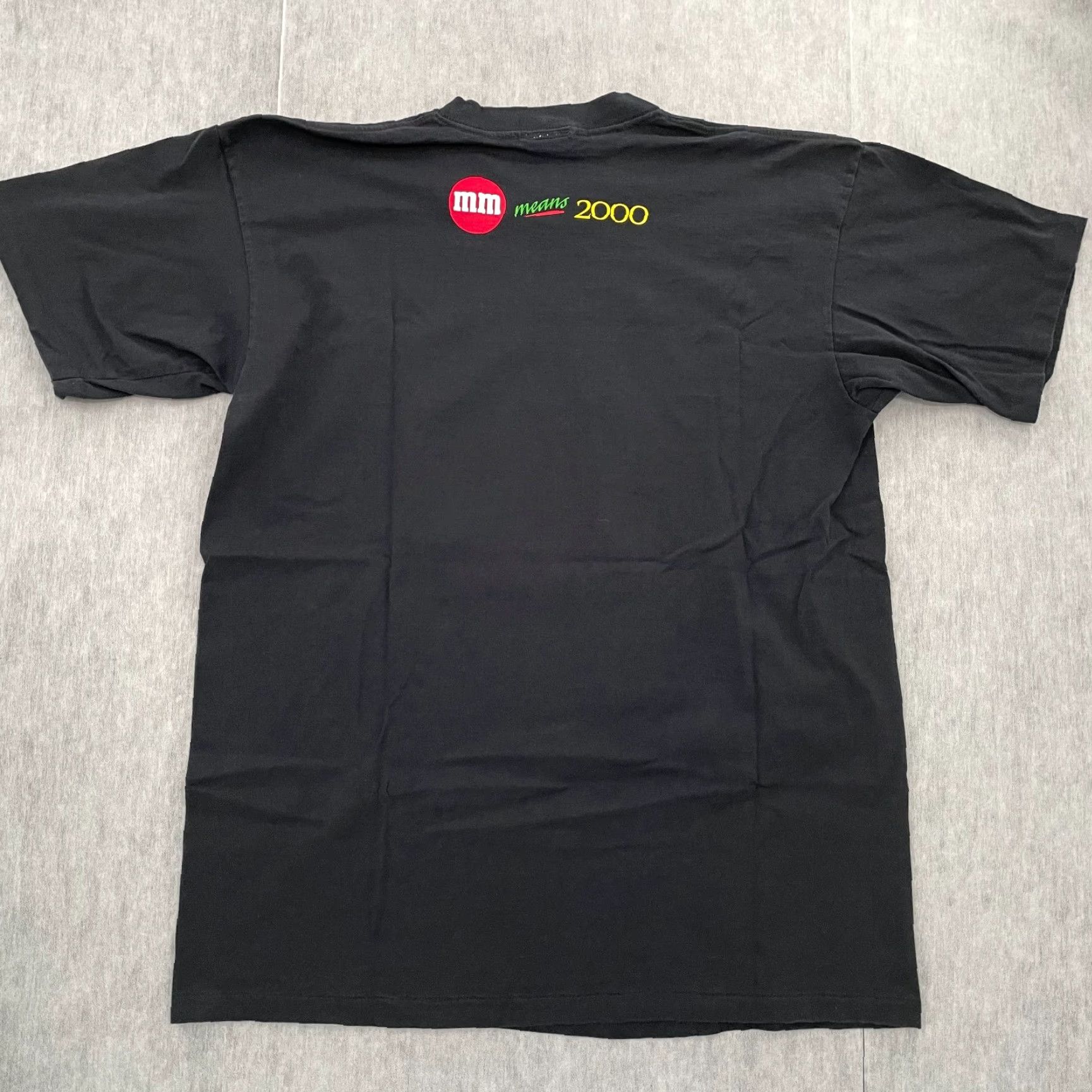 Vintage VINTAGE M&M Shirt Adult XL Black Candy Millennium Single Stitch Mars XL Mens Shirt Size US XL / EU 56 / 4 - 2 Thumbnail