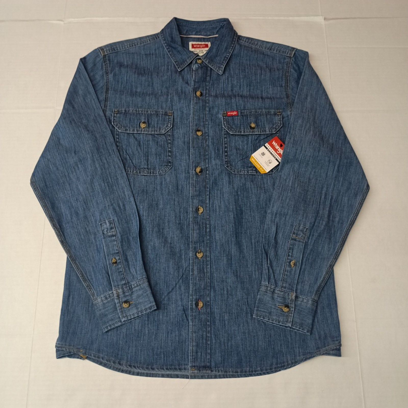 Wrangler Wrangler Big Men's Relaxed Fit Woven Shirt Size S Blue Size US S / EU 44-46 / 1 - 1 Thumbnail