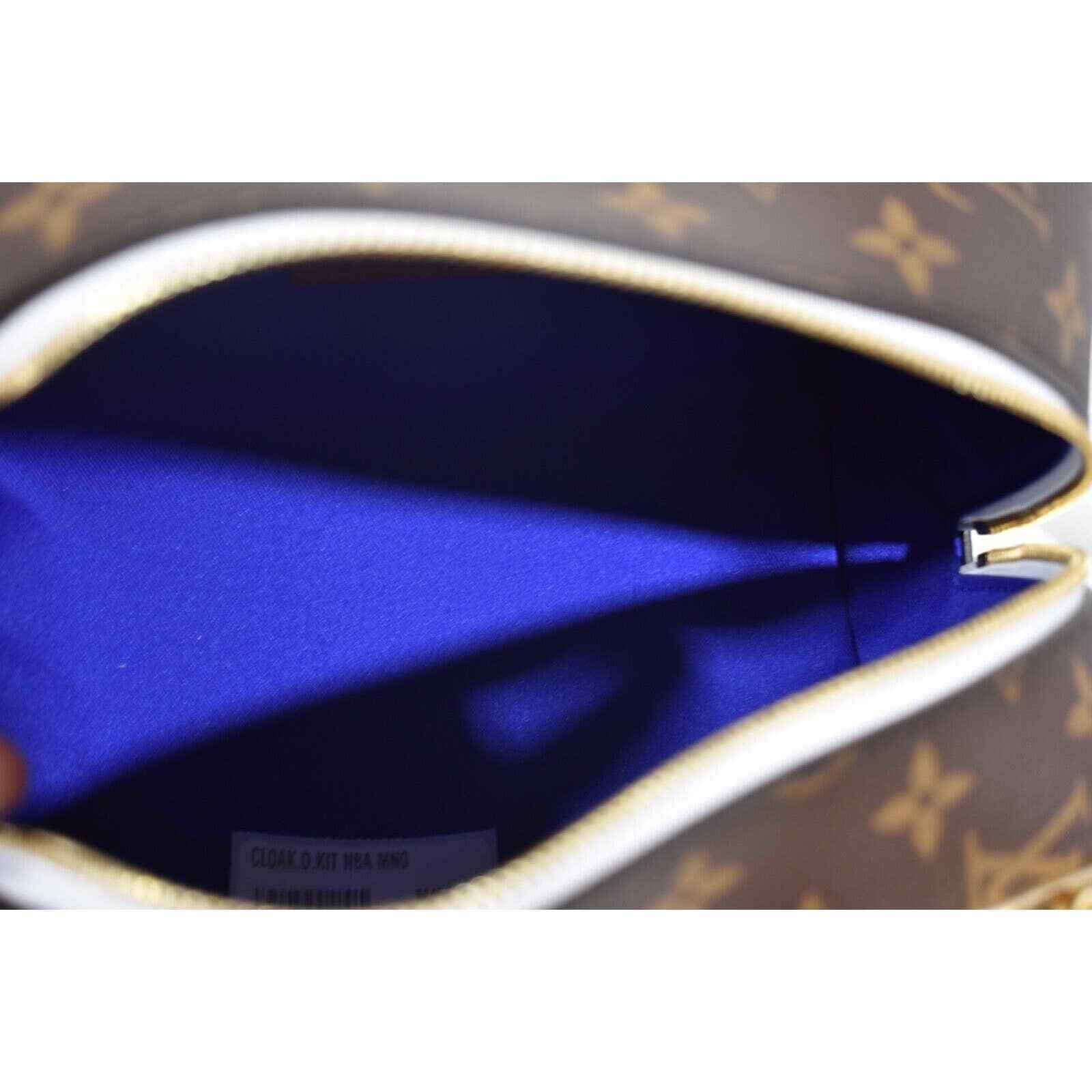 Louis Vuitton Louis Vuitton NBA Cloakroom Dopp Kit Travel Pouch Bag Size ONE SIZE - 12 Thumbnail