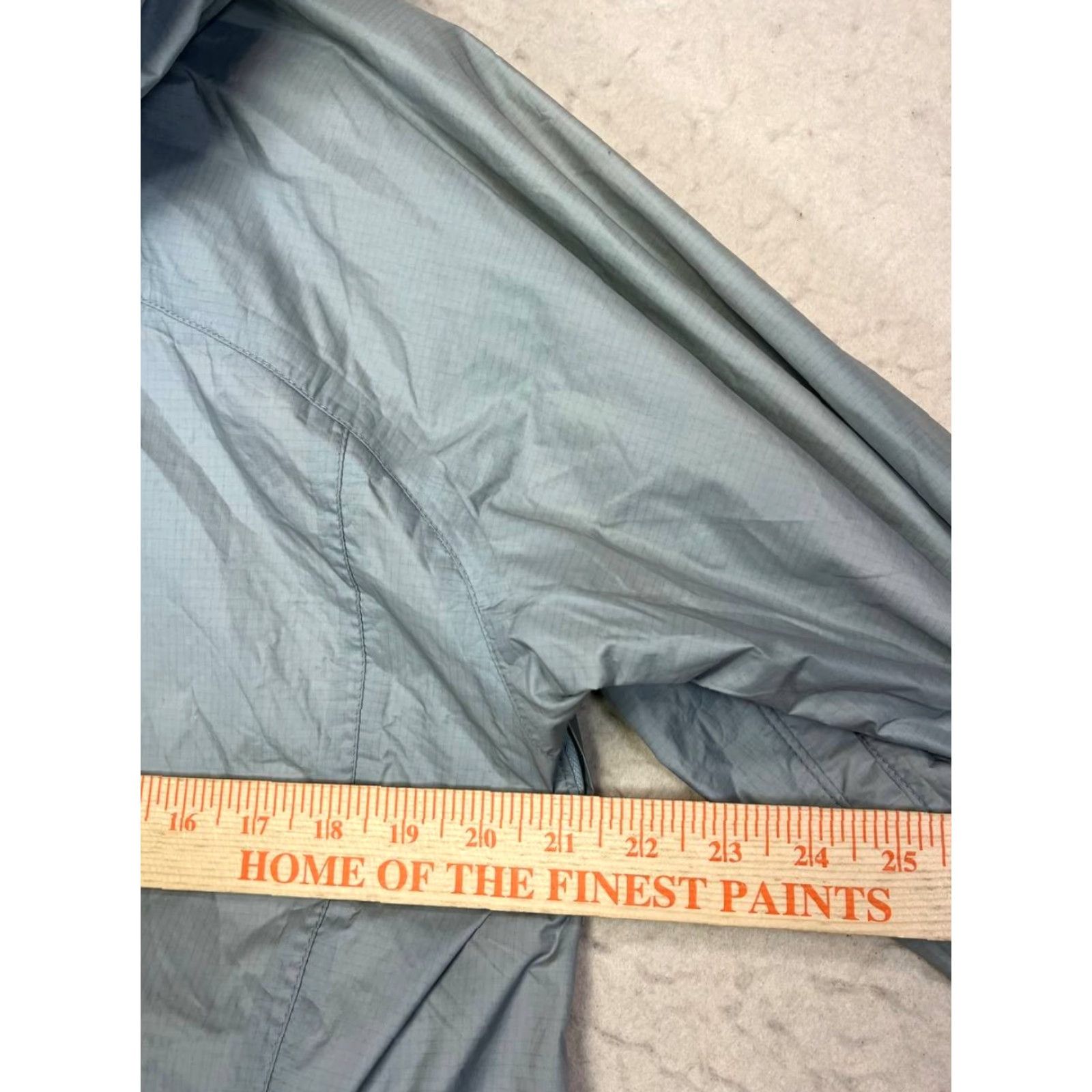 Patagonia VINTAGE Patagonia Rain Jacket Gray Full Zip Outdoor Women's Medium See All Pics Size M / US 6-8 / IT 42-44 - 5 Thumbnail