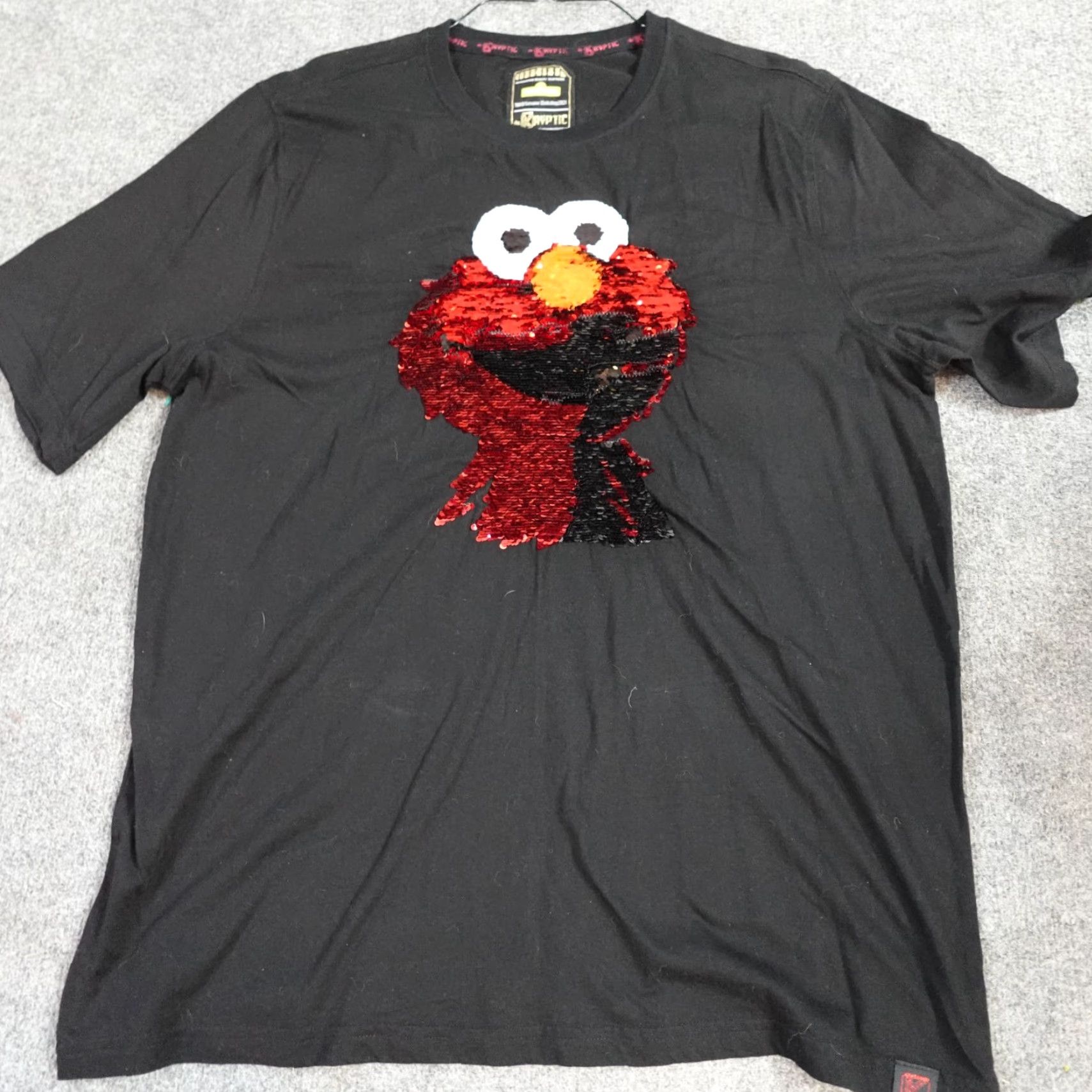 Doublet DeKryptic Sesame Street T-shirt 3XL Black Elmo Sequence Double Sided Mens Shirt Static Size US XXL / EU 58 / 5 - 3 Thumbnail