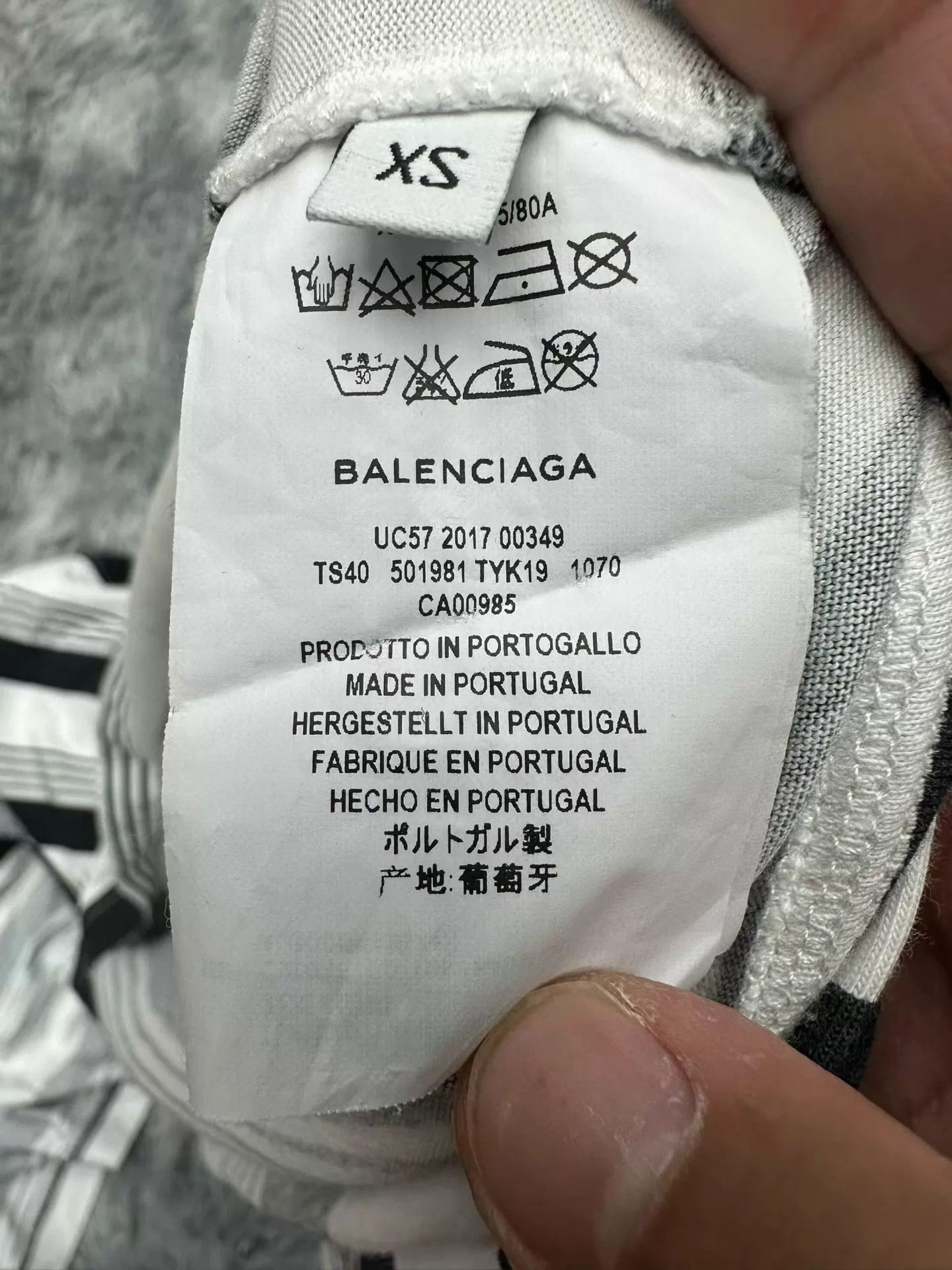 Balenciaga Balenciaga Distressed Hem Striped SS Tee XS New Size XS / US 0-2 / IT 36-38 - 3 Thumbnail