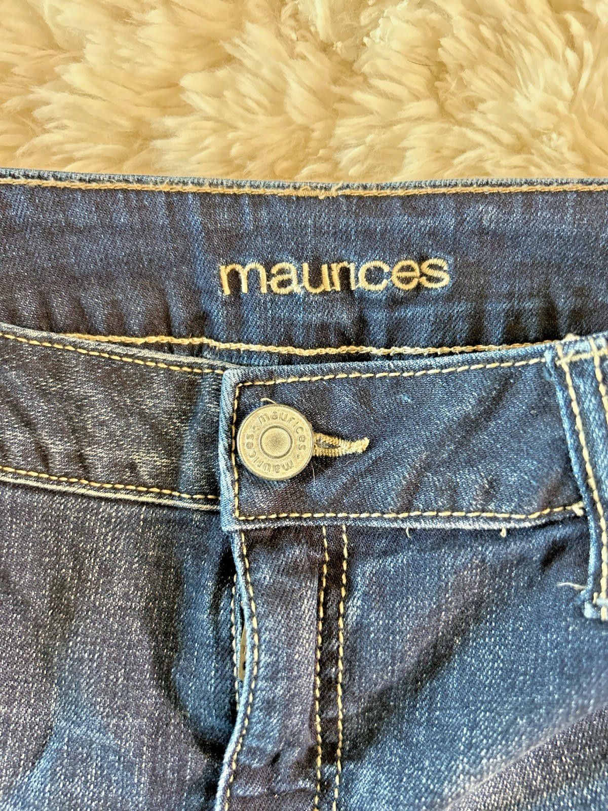Designer MAURICE'S Distressed Shorts Sz7/8 MidRaw Hem Frayed Thrashed Size 30" / US 8 / IT 44 - 3 Thumbnail