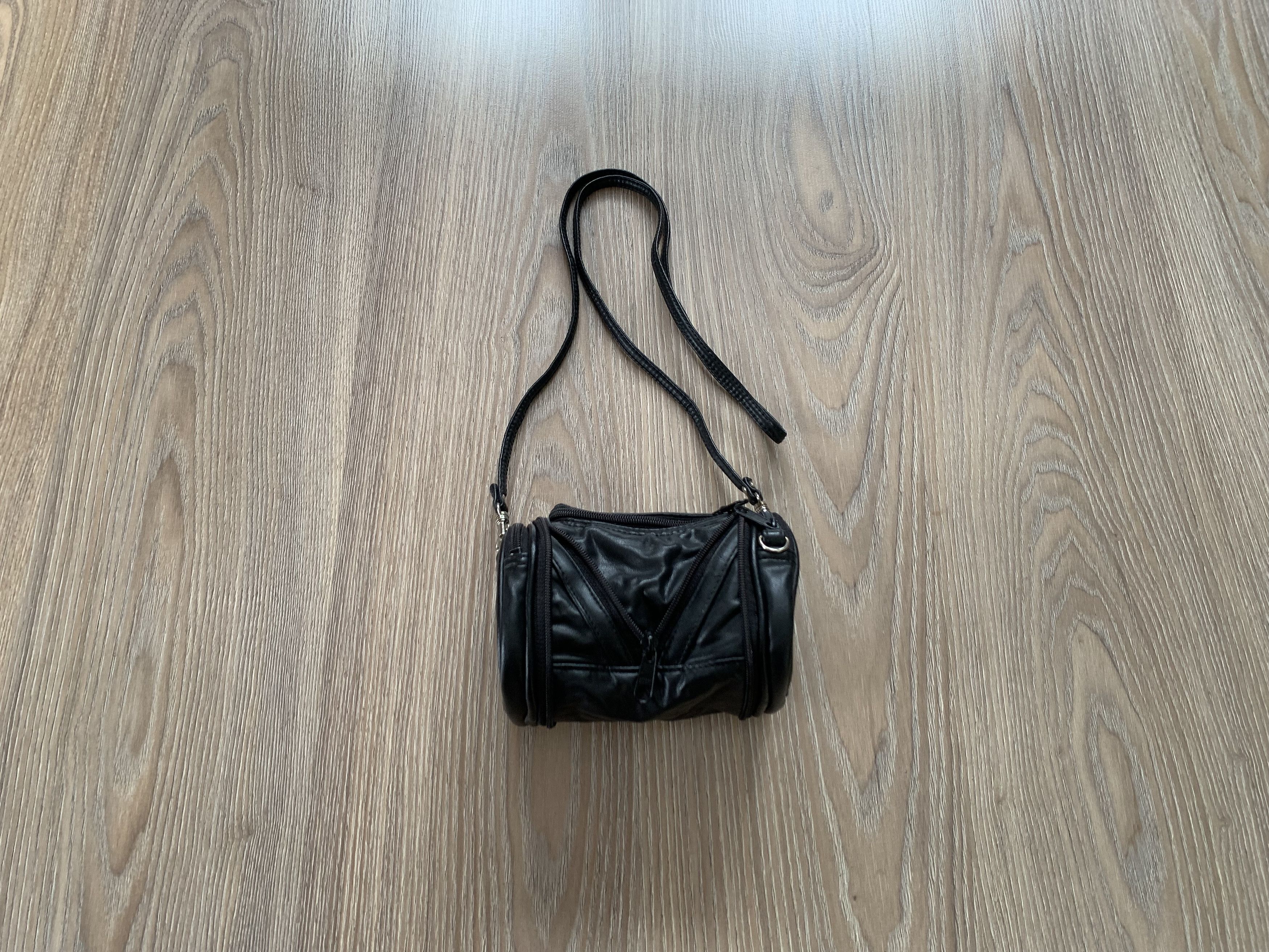 Handmade Vintage Black Leather Foldable Mini Crossbody Bag Size ONE SIZE - 1 Thumbnail