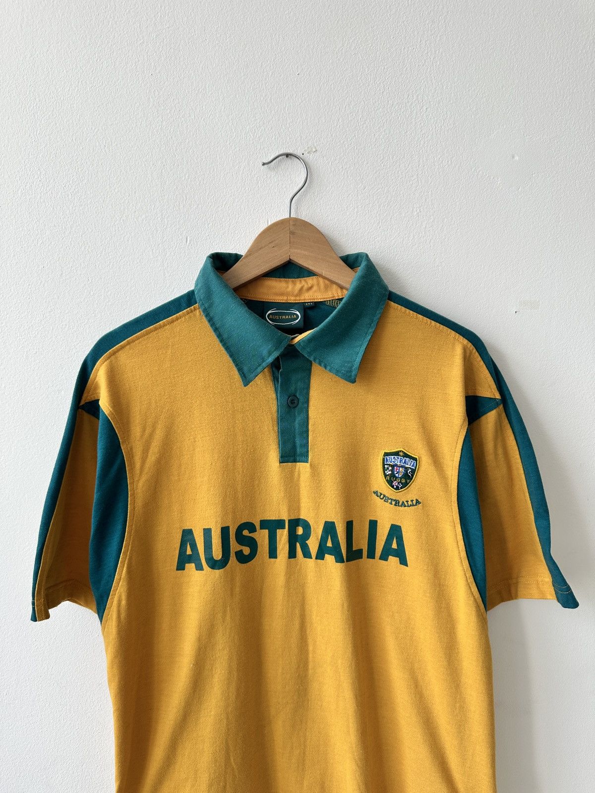 Man Made In Australia Vintage Australia Gold Green Rugby Style Polo Shirt Size M Size US M / EU 48-50 / 2 - 4 Thumbnail