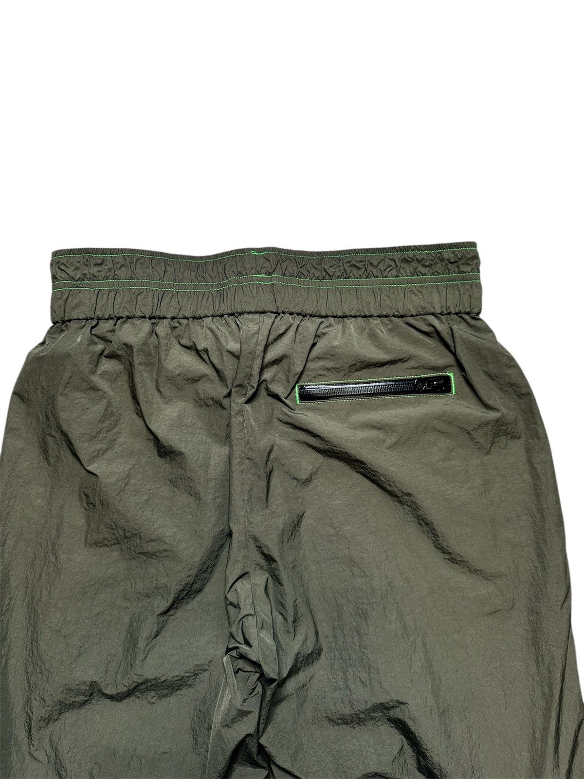 John Elliott John Elliott Nylon Himalayan Khaki Trenton Pants 1 Size US 30 / EU 46 - 4 Thumbnail