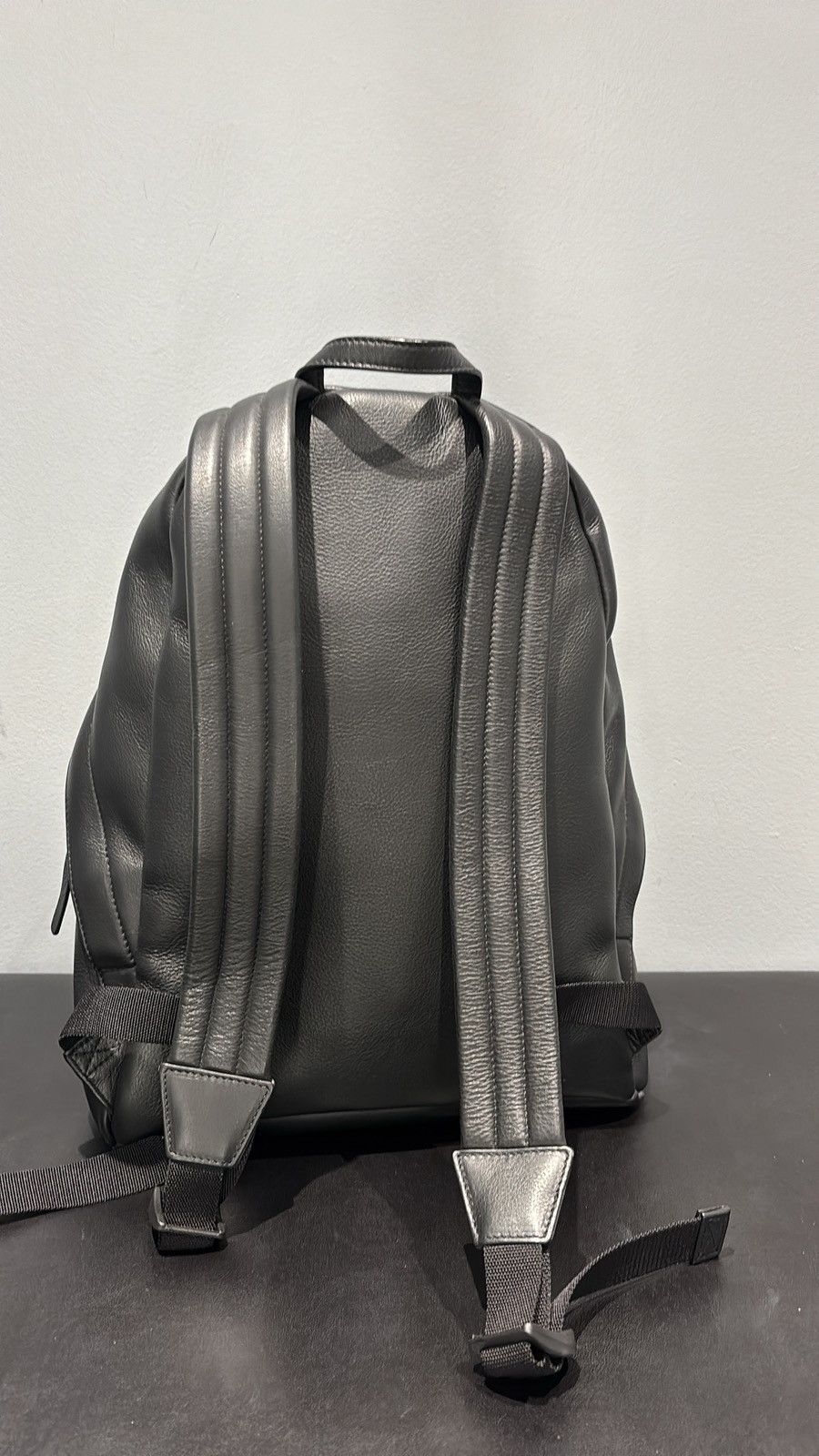 Balenciaga o1tr1nto0426 Size: OS / Everyday Backpack in Black Size ONE SIZE - 5 Thumbnail