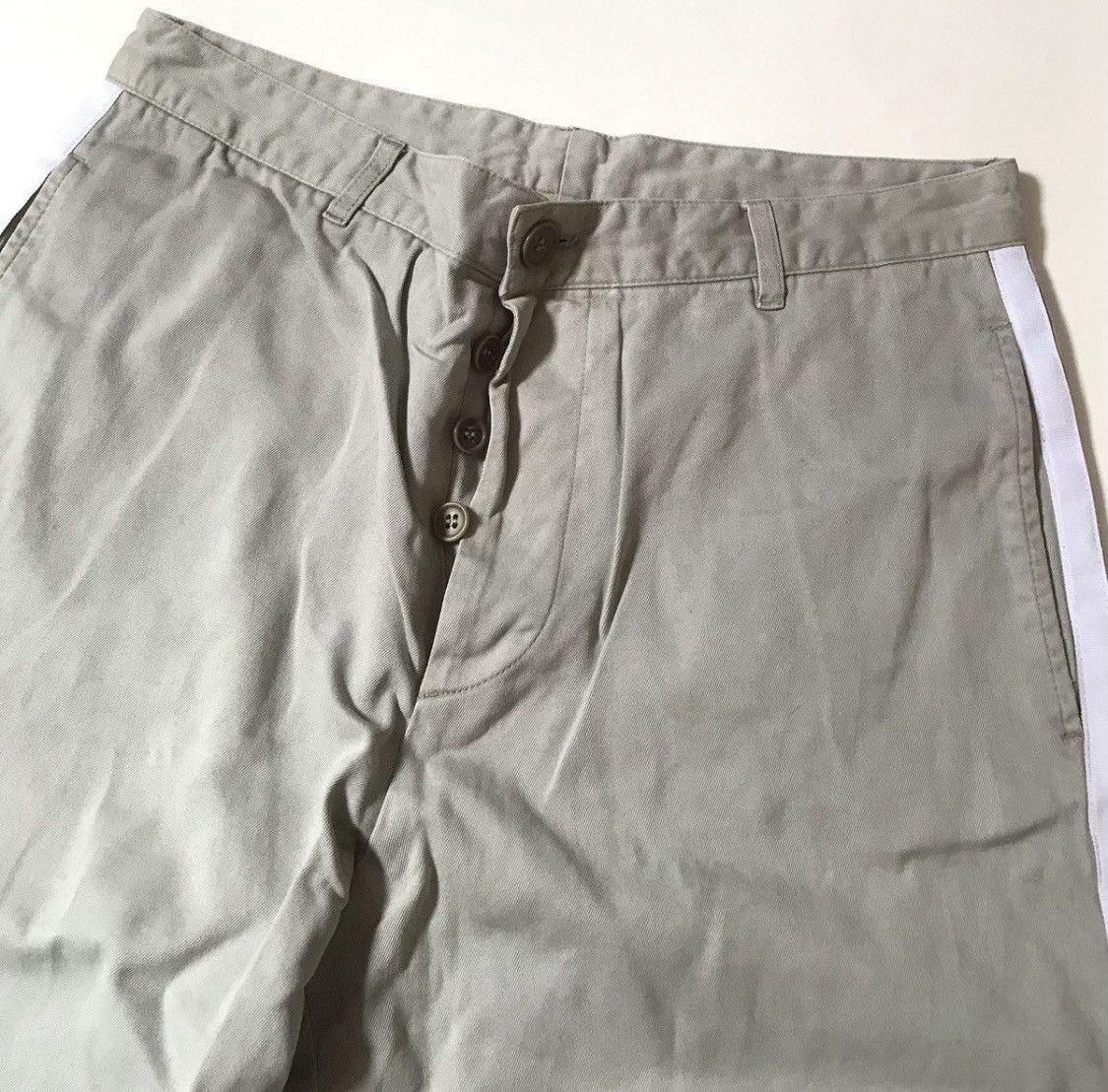Helmut Lang Vintage helmut lang 1998 side panel shorts Size US 29 - 2 Thumbnail